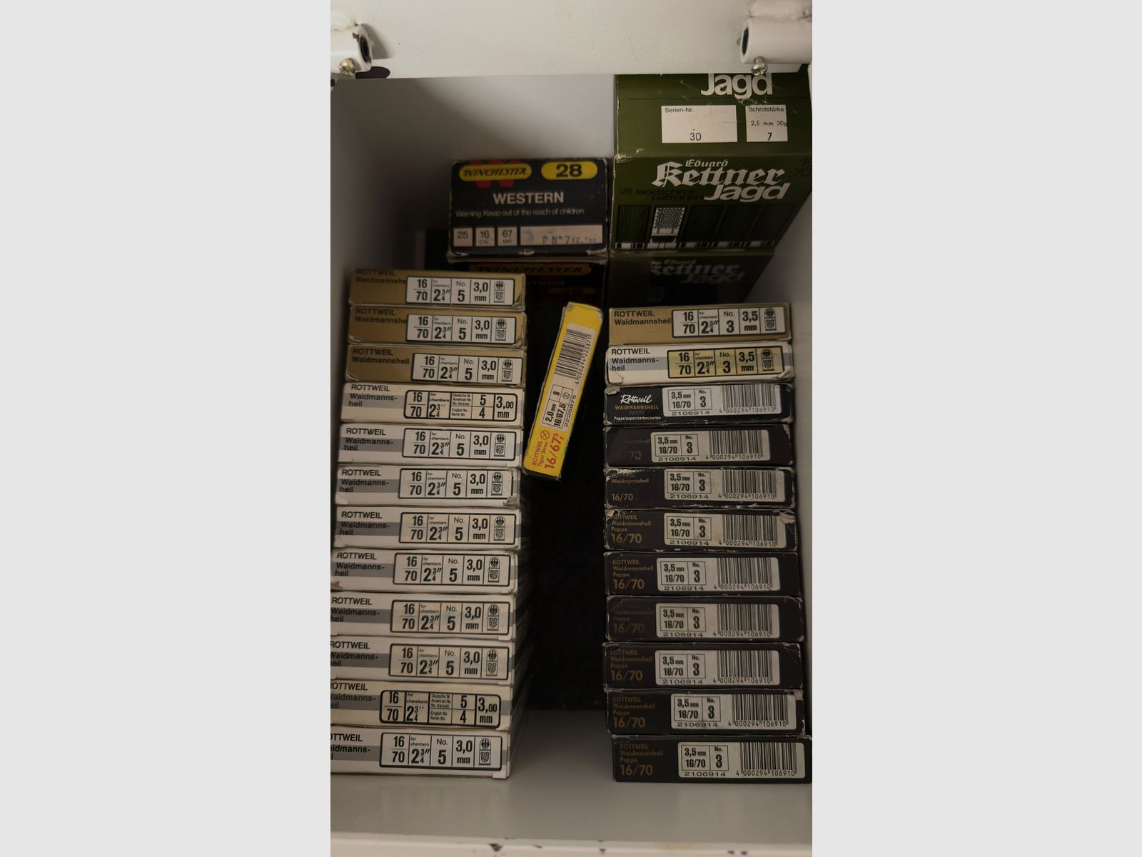 Conjunto calibre 16 munición de escopeta de diferentes perdigones 16/70