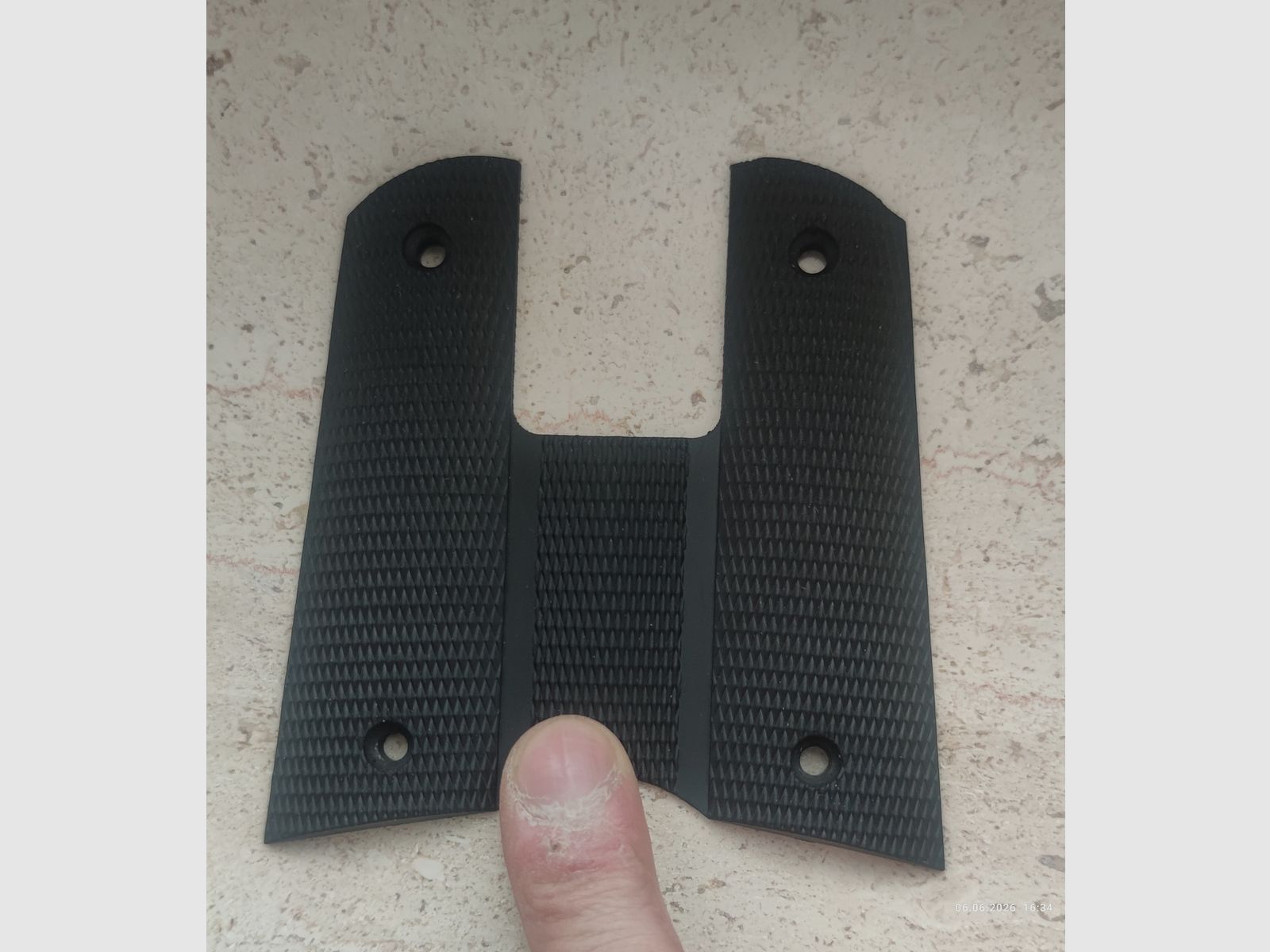 Griffschalen für umarex Colt Governement 9 mm PAK 