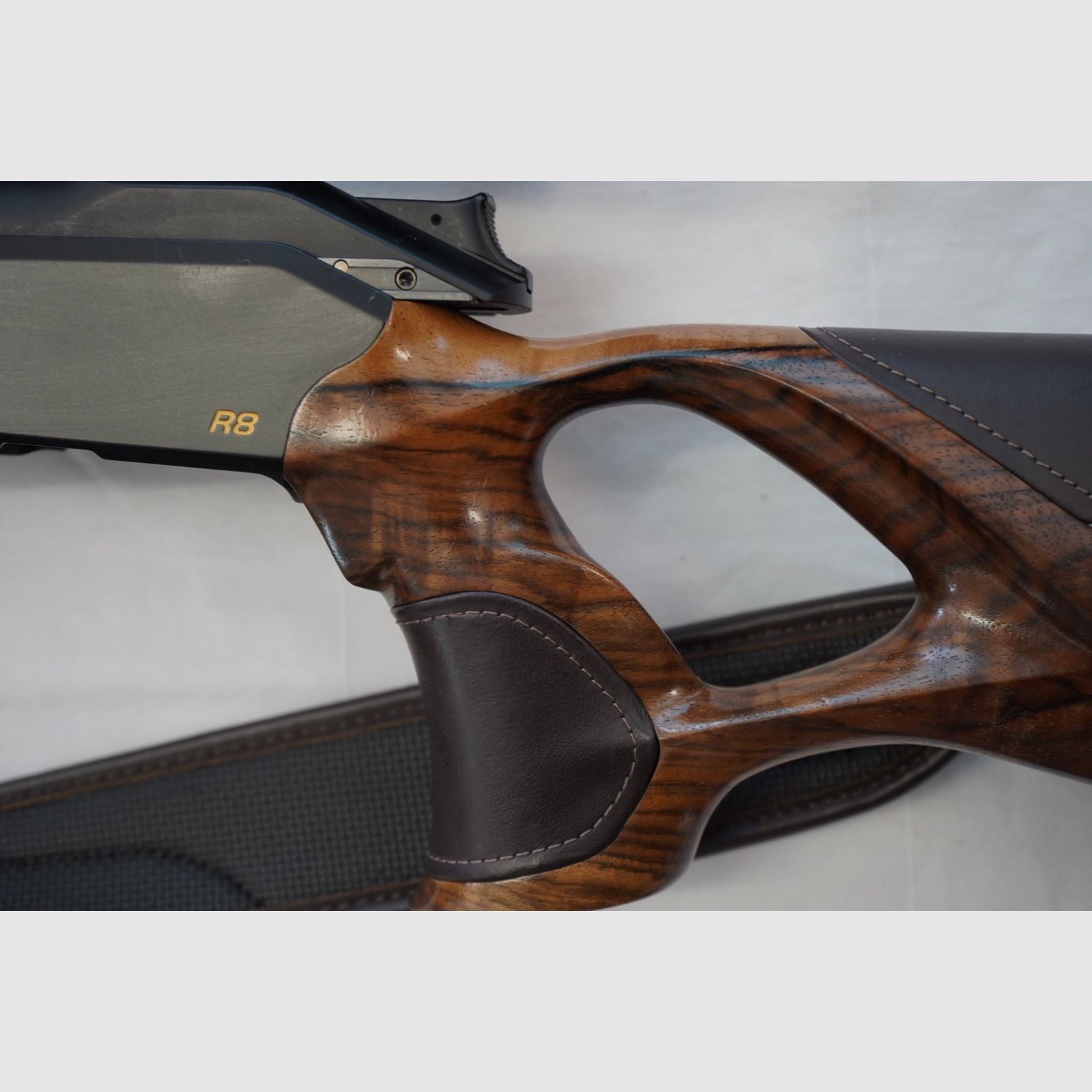 R8 success Leder, Holz, Leder, Zielfernrohr Svarovski, Atzl Abzug 