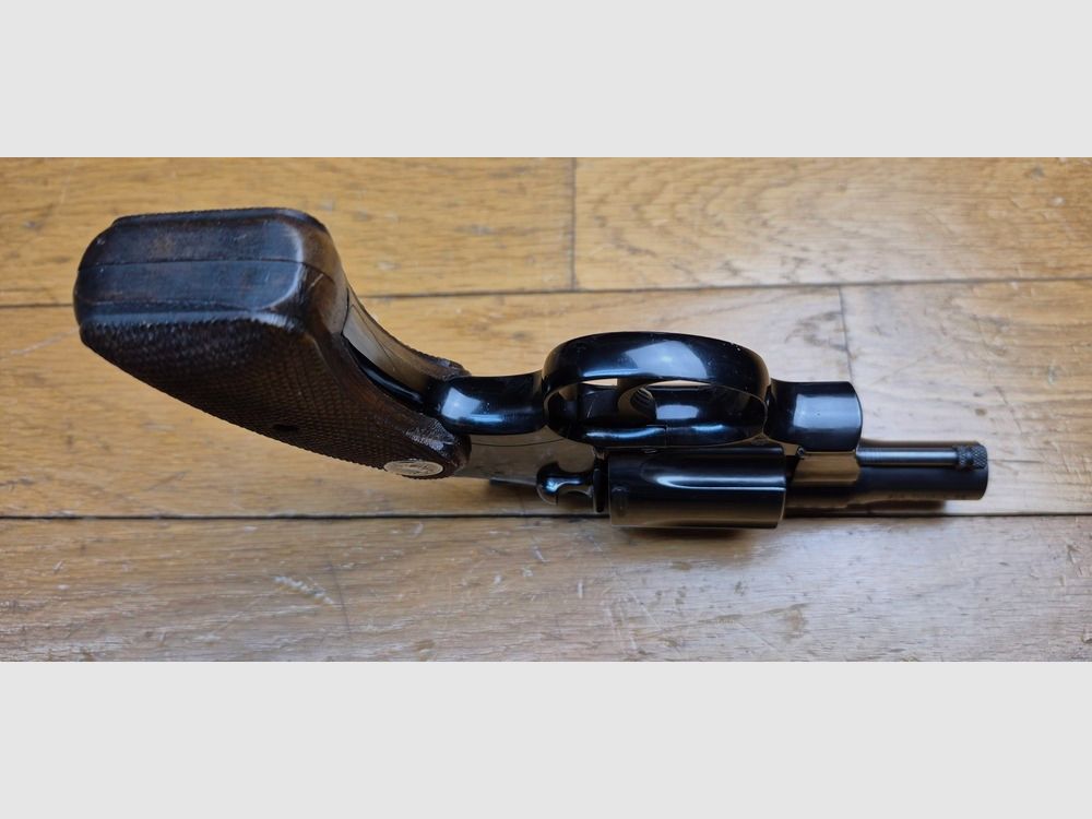 Mooie en zeldzame Colt Cobra – Subnose in .38 SP – Wapen uit 1966 – Aluminium frame – 2-inch loop met perfecte groeven – Zeer goede mechanica en esthetiek – Iconisch wapen van detectives met grote snor en bodyguards – Als nieuw! TBE ++/TBE+++, afbeelding 8 van 22