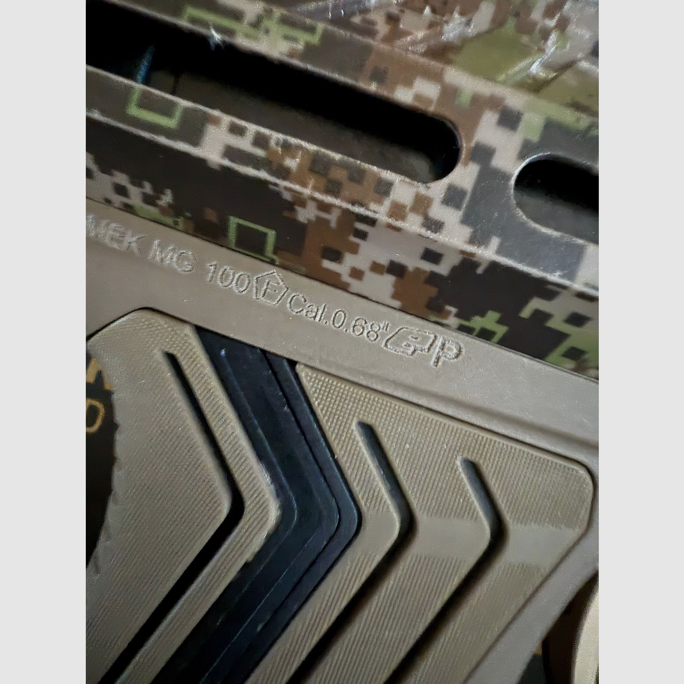 Emf 100 