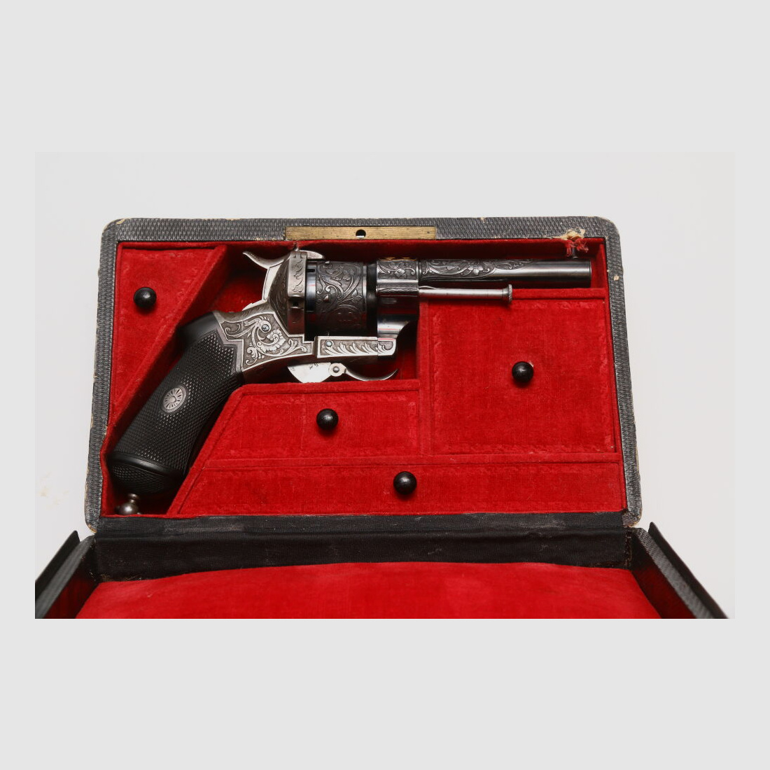 Lefaucheux Revolver Rarität mit passender Schatulle Vollgravur Stiftfeuer