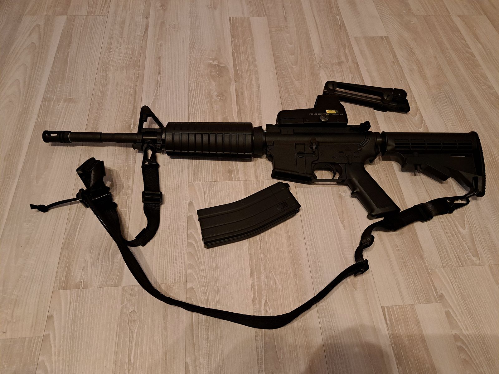 KJ Works / Tanio Koba M4A1 Vollmetall Gas-Blow-Back 6mm BB schwarz