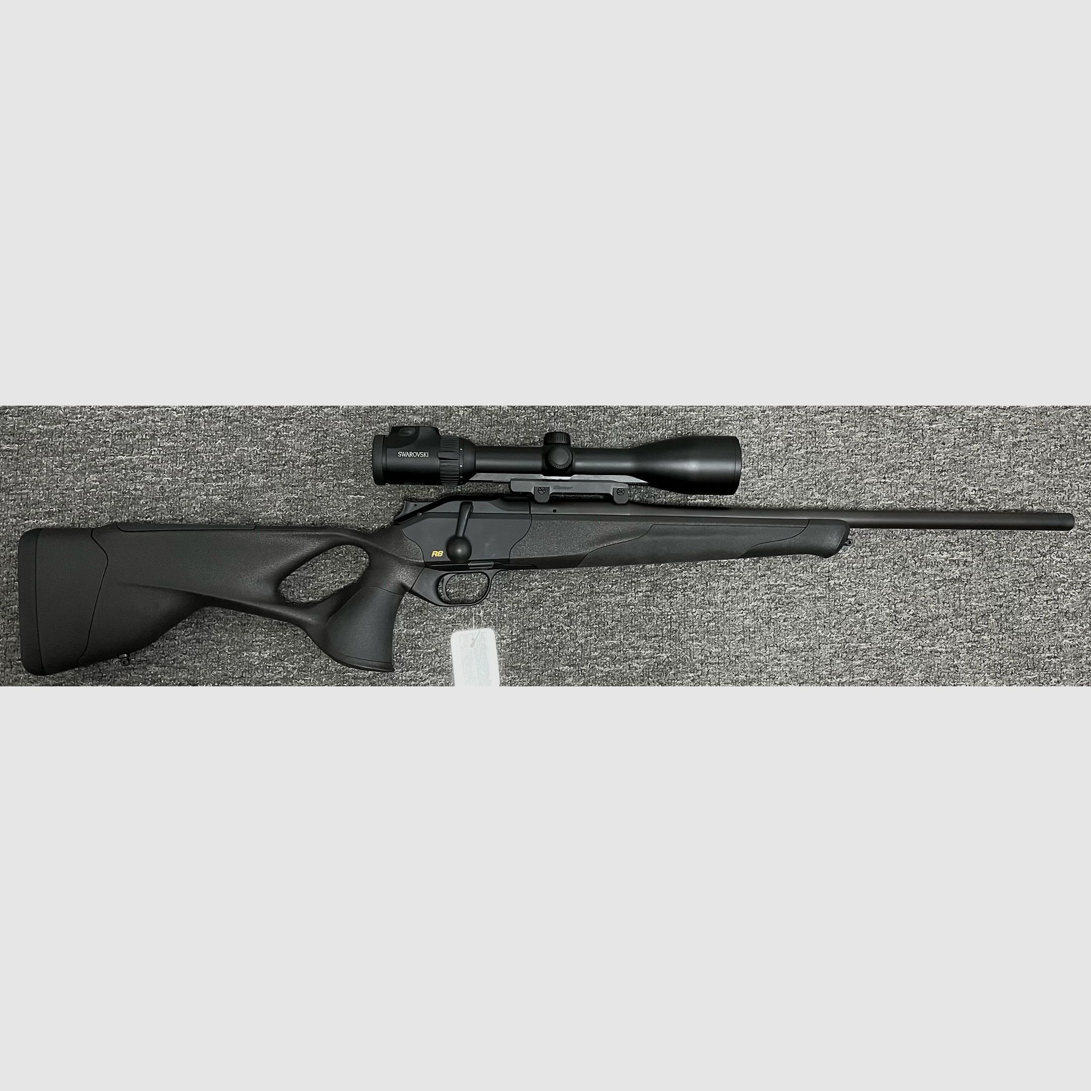 Blaser R8 Ultimate VSR 8x57 IS + Swarovski 2-12x50 + Sattelmontage