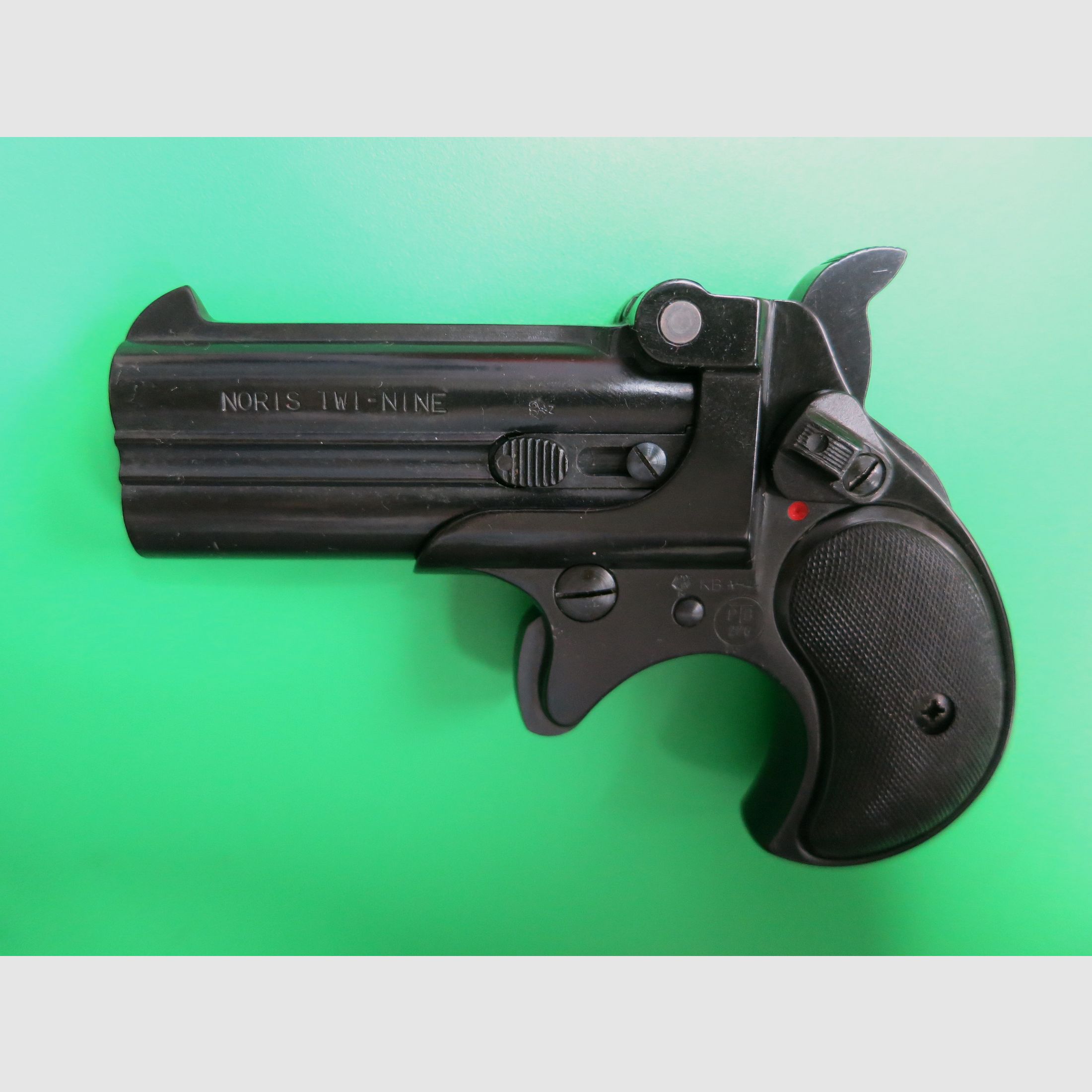 NORIS Derringer Twi Nine, Gas- Signalpistole, 9 mm K., PTB + Multi-Signalbecher    #52