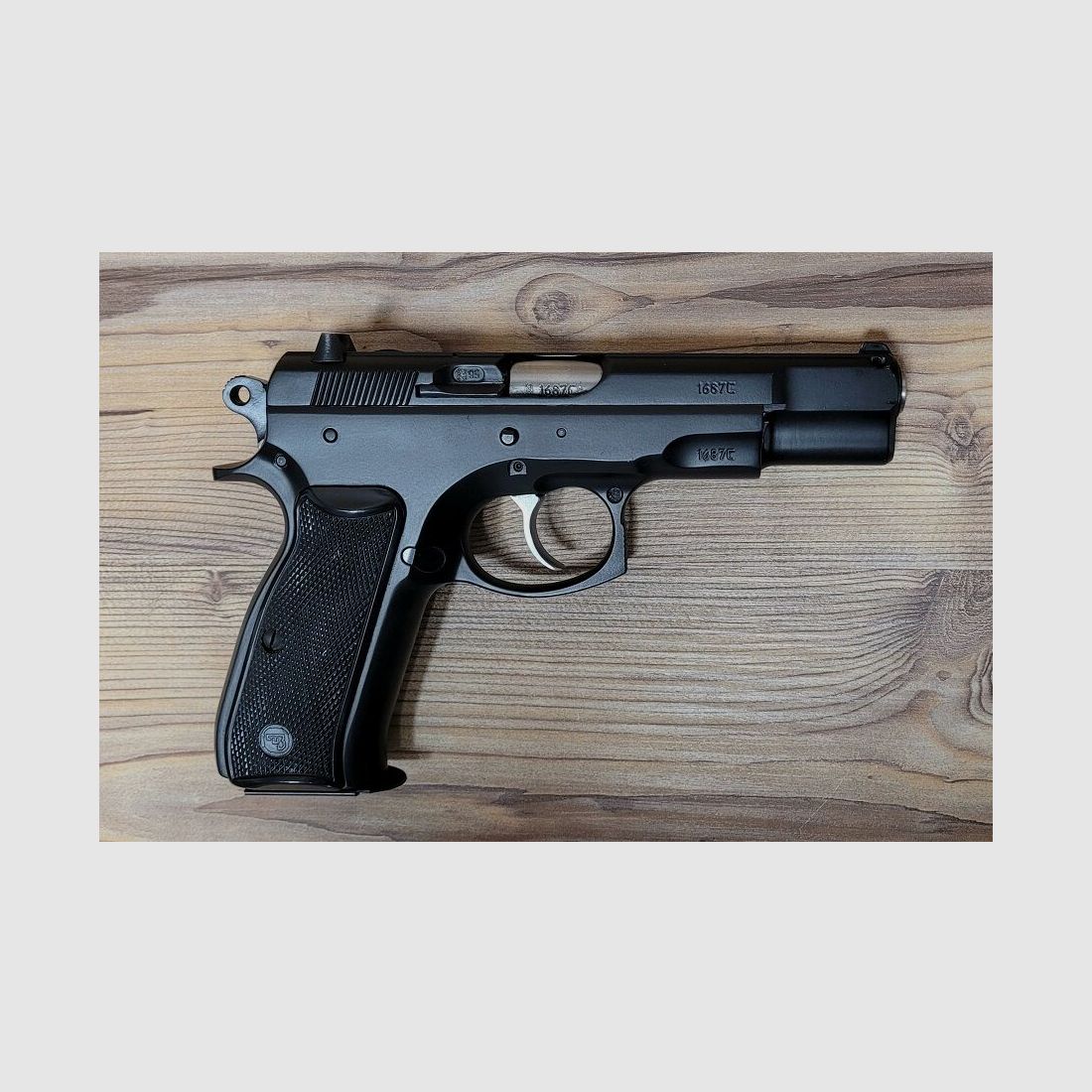 CZ 75 - 1995