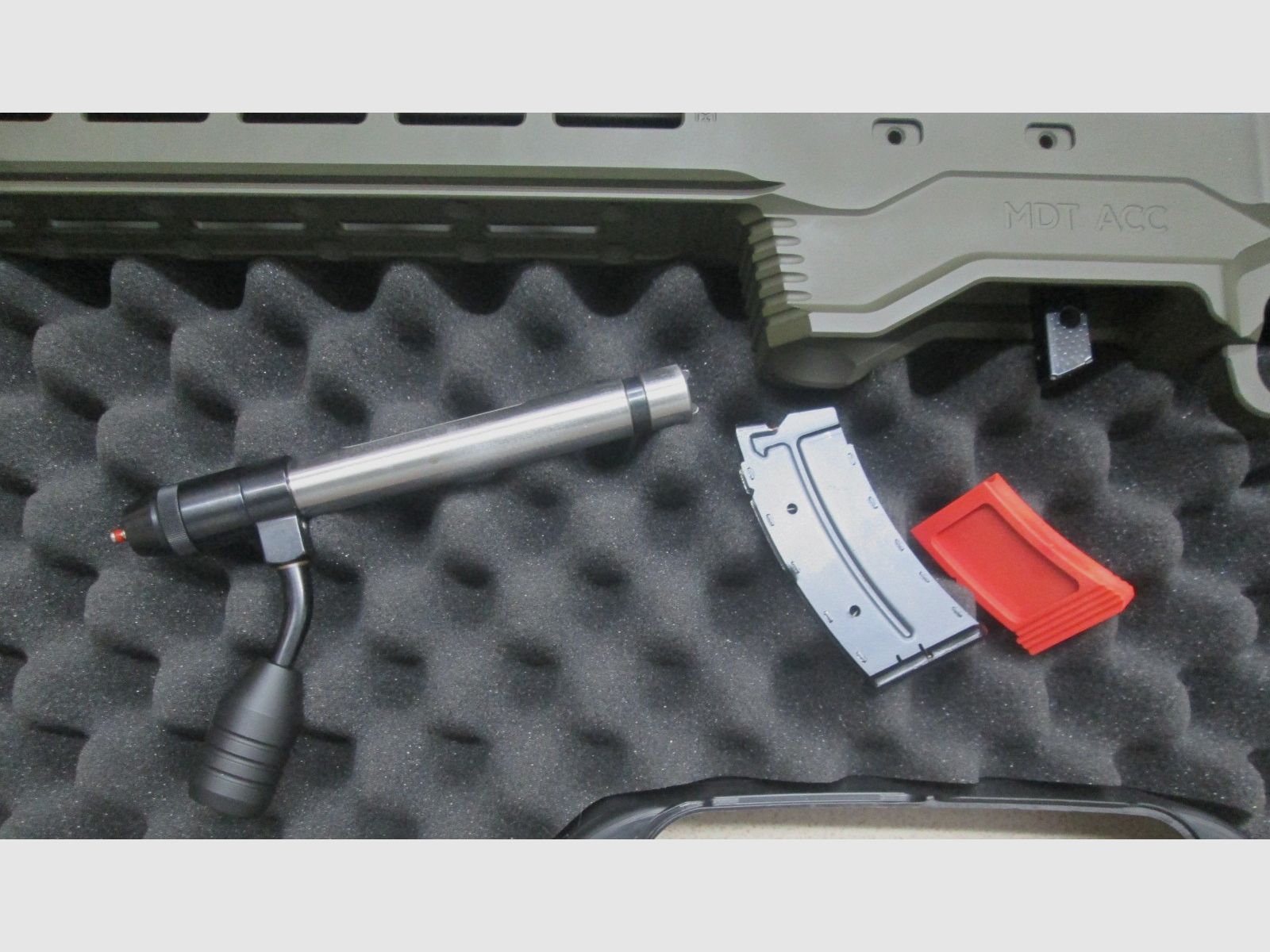 Anschütz APR 1710 Crimson Red .22lr  Anschütz .22lr noch Match 54 System in Magpul Green Cerakote