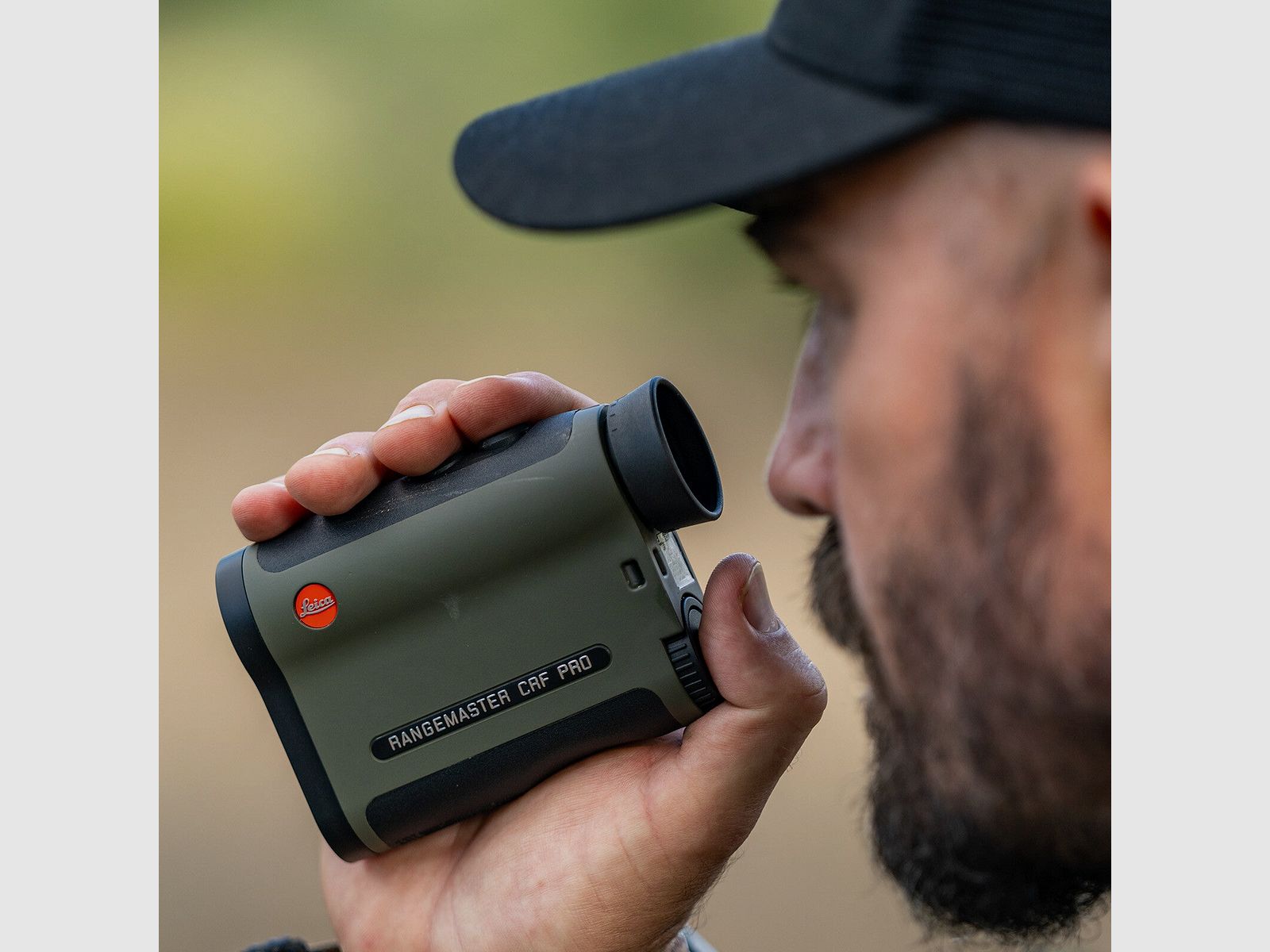 LEICA Rangemaster CRF PRO oliv