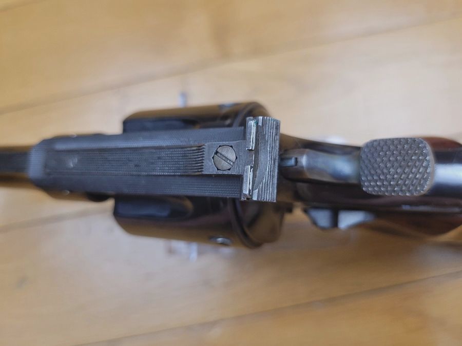 Top Smith&Wesson 27-2 – kal. 357 Mag uit de beste productie jaren – vuurwapen uit 1977 – 5 inch – prachtige afwerkingen en aanpassingen – perfecte mechanica – TBE +, afbeelding 9 van 18