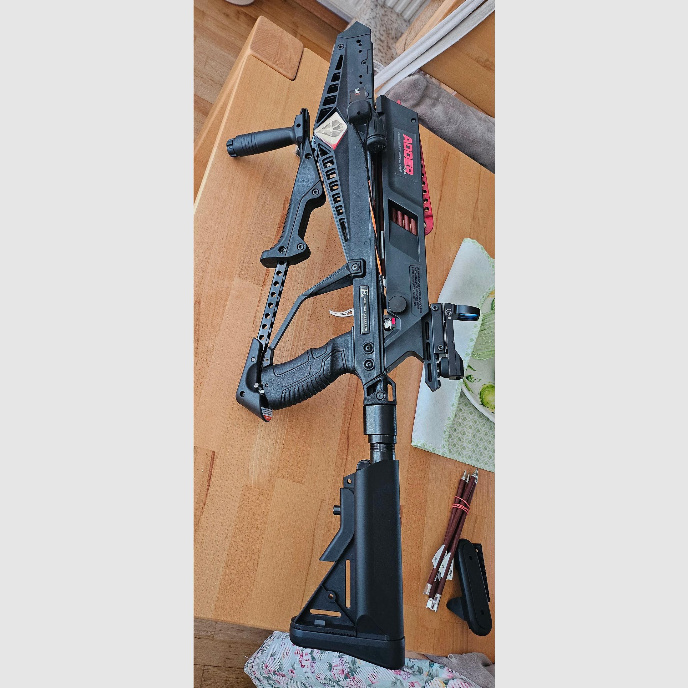 Adder Cobra mit Magazin