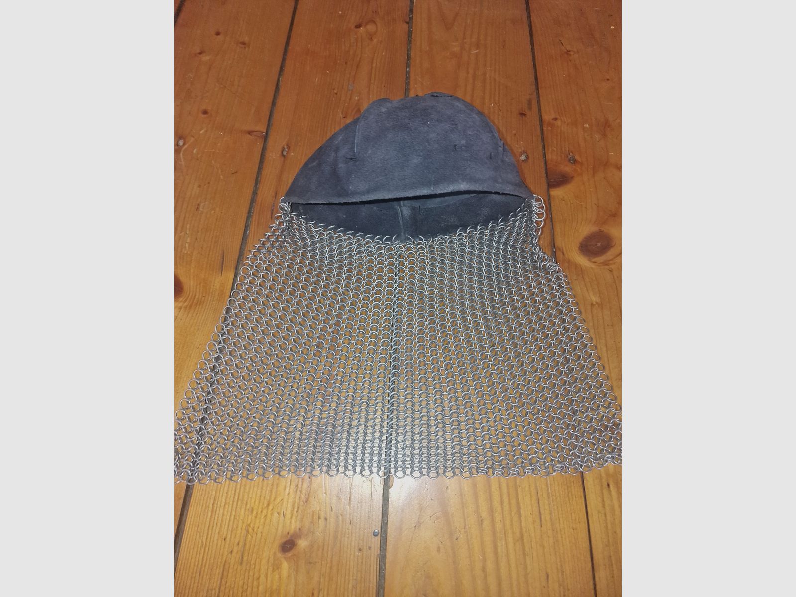 Helm,Kettenhemd Leder Rüstung und Co 