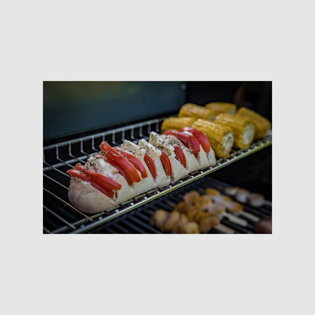 Grillfürst Gasgrill G310G mit Guseisen Rosten