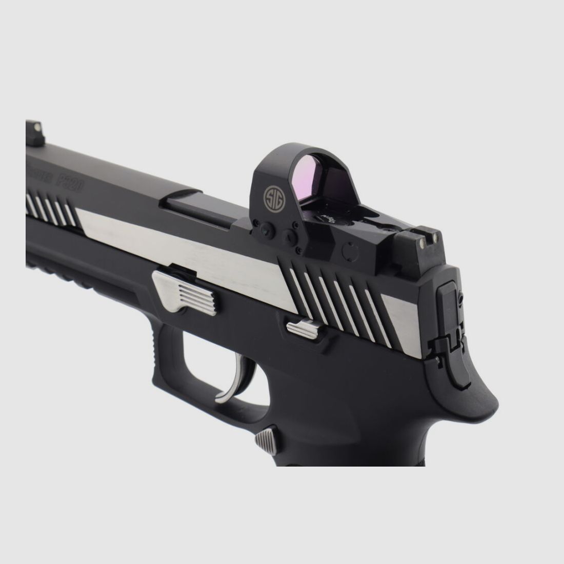 Sig Sauer	 P320 aus dem Mastershop + Romeo1