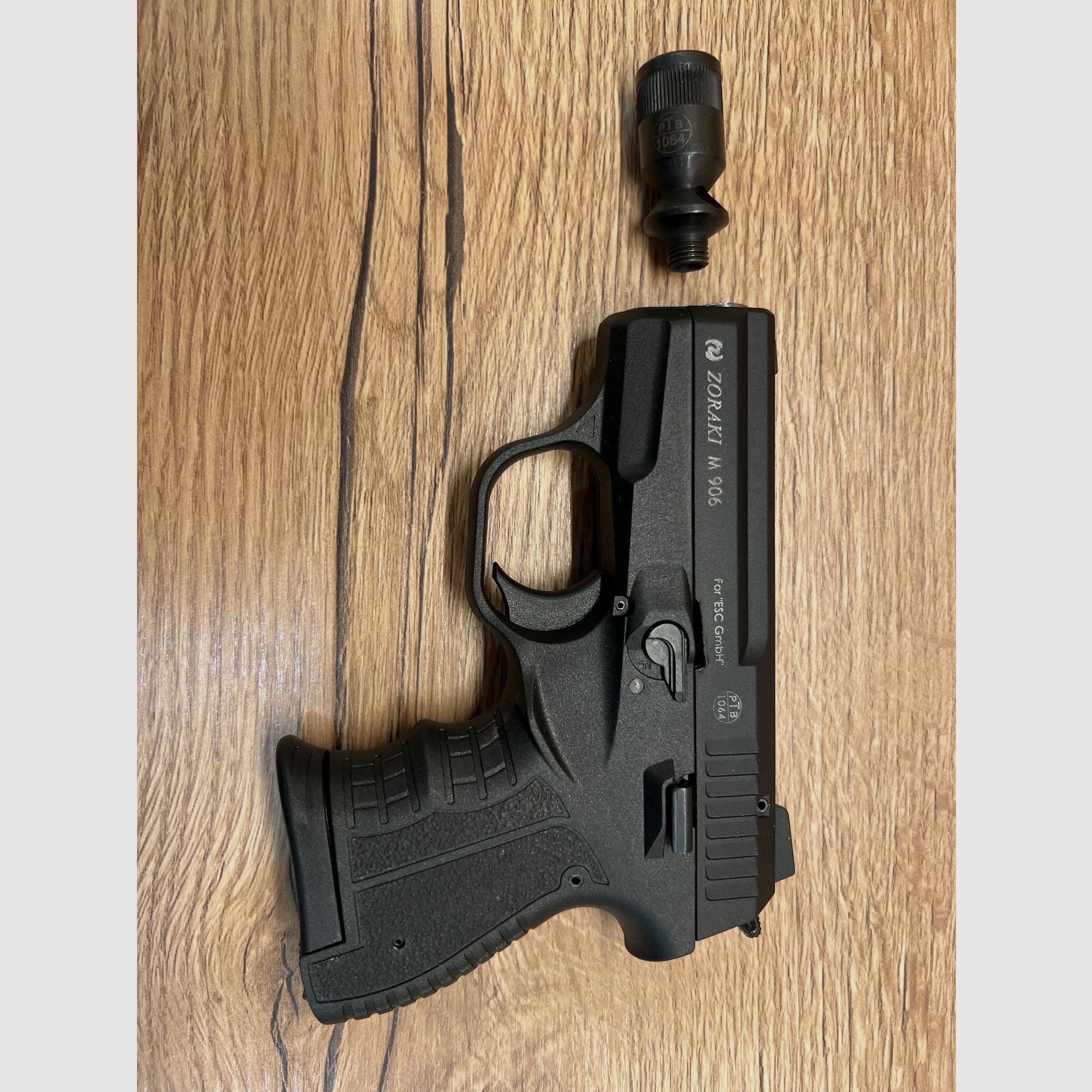 Zoraki M906 9mm Schreckschusswaffe