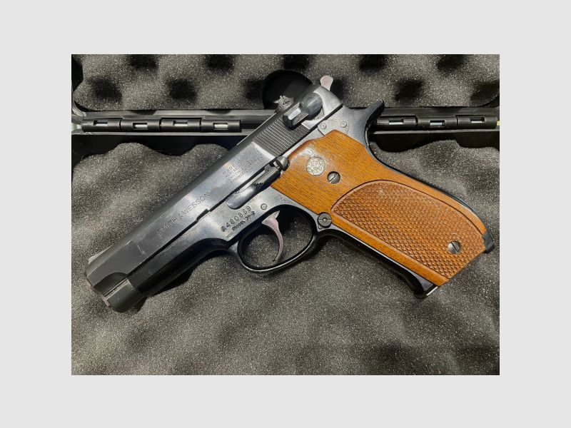 KUNDENWAFFE - HALBAUTOMATISCHE PISTOLE - SMITH & WESSON 39-2 - 9MM LUGER