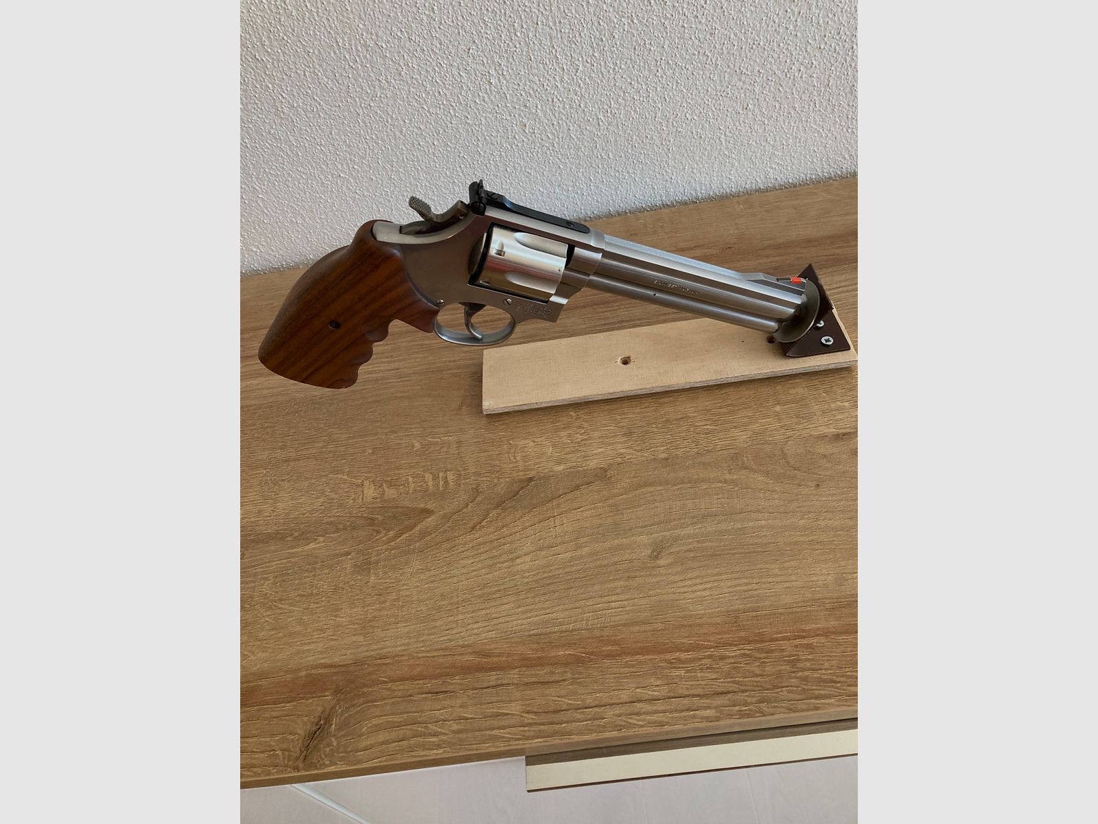 Smith & Wesson 357 Magnum, Bild 4 von 7