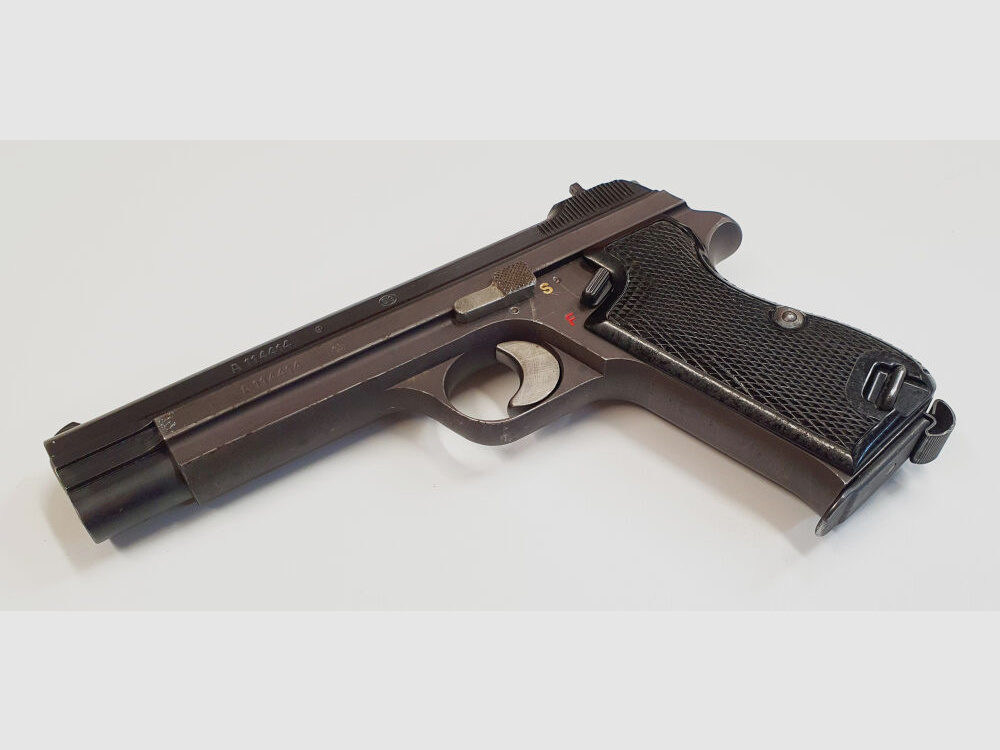 Pistola SIG P210-2 en calibre 9mm Luger (9x19) incluyendo funda y cargador de repuesto, HECHO EN SUIZA