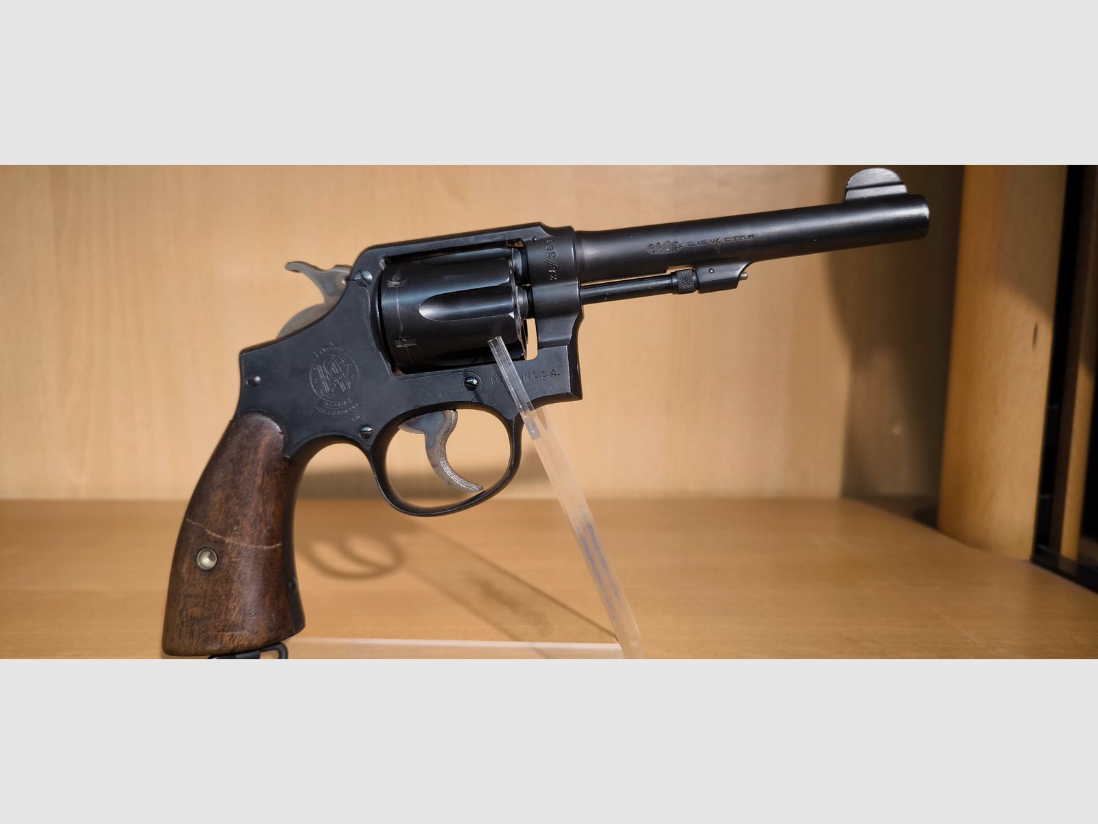 Smith &Weeson Rarität! Militärischer .38 Special Revolver mit 5 Zoll Lauf