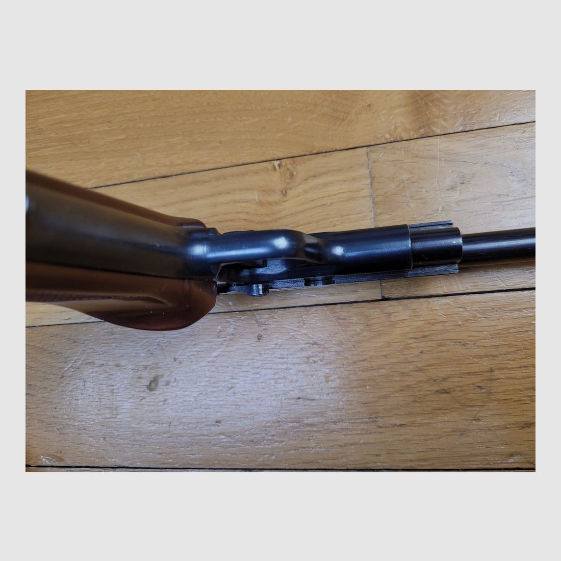 Schöner Unique Modell D6 – Kal. 22LR – Lauf 6 Zoll – Ausgezeichneter mechanischer und ästhetischer Zustand – Zehn-Schuss-Magazin – Sehr zuverlässiges Modell aus Vollstahl – In Originalverpackung für einen Zustand der Waffe, der nahezu neu ist!, Bild 10 von 21