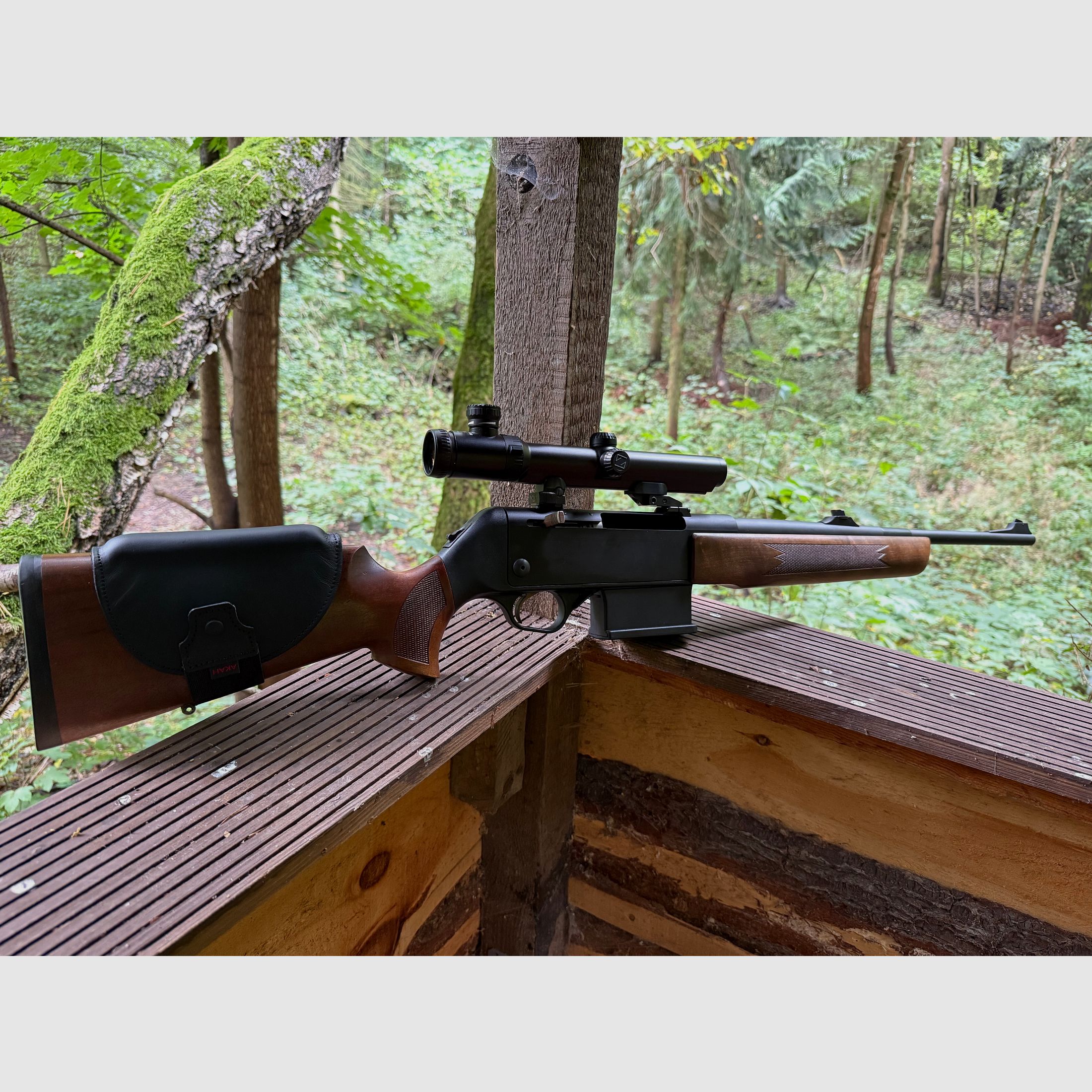 Heckler & Koch SLB 2000 z optyką do polowania na dziki Zeiss Varipoint