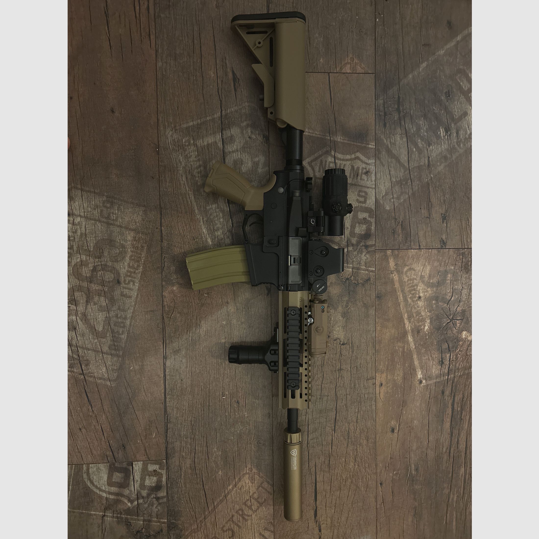 G&G CM16 Combat Machine AEG 2.0, desert