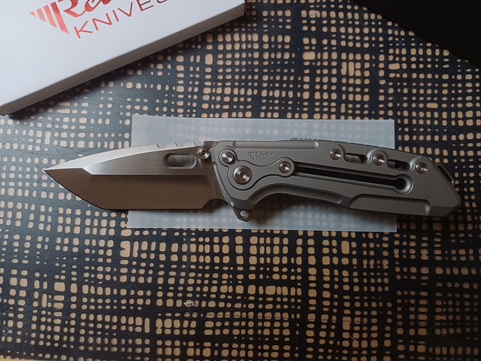 Reate Knives T1000 V1 CPM-3V S/N: 517 TOP condition, image 1 of 14