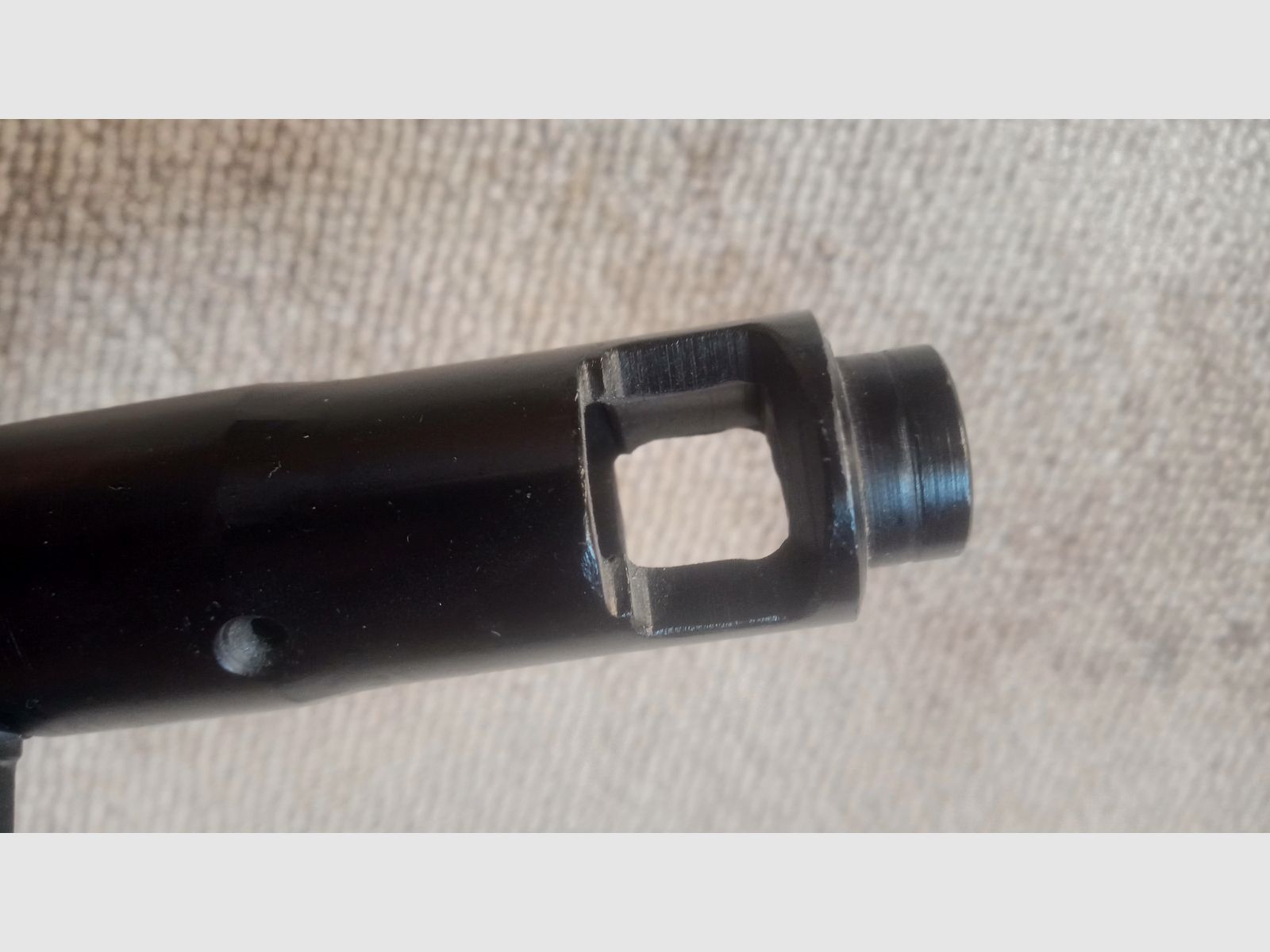 AK-100 24x1,5 Gewinde Flash Hider von Izhmash mit Produktionsnummer (Kompensator / Mündungsbremse / Mündungsfeuerdämpfer)
