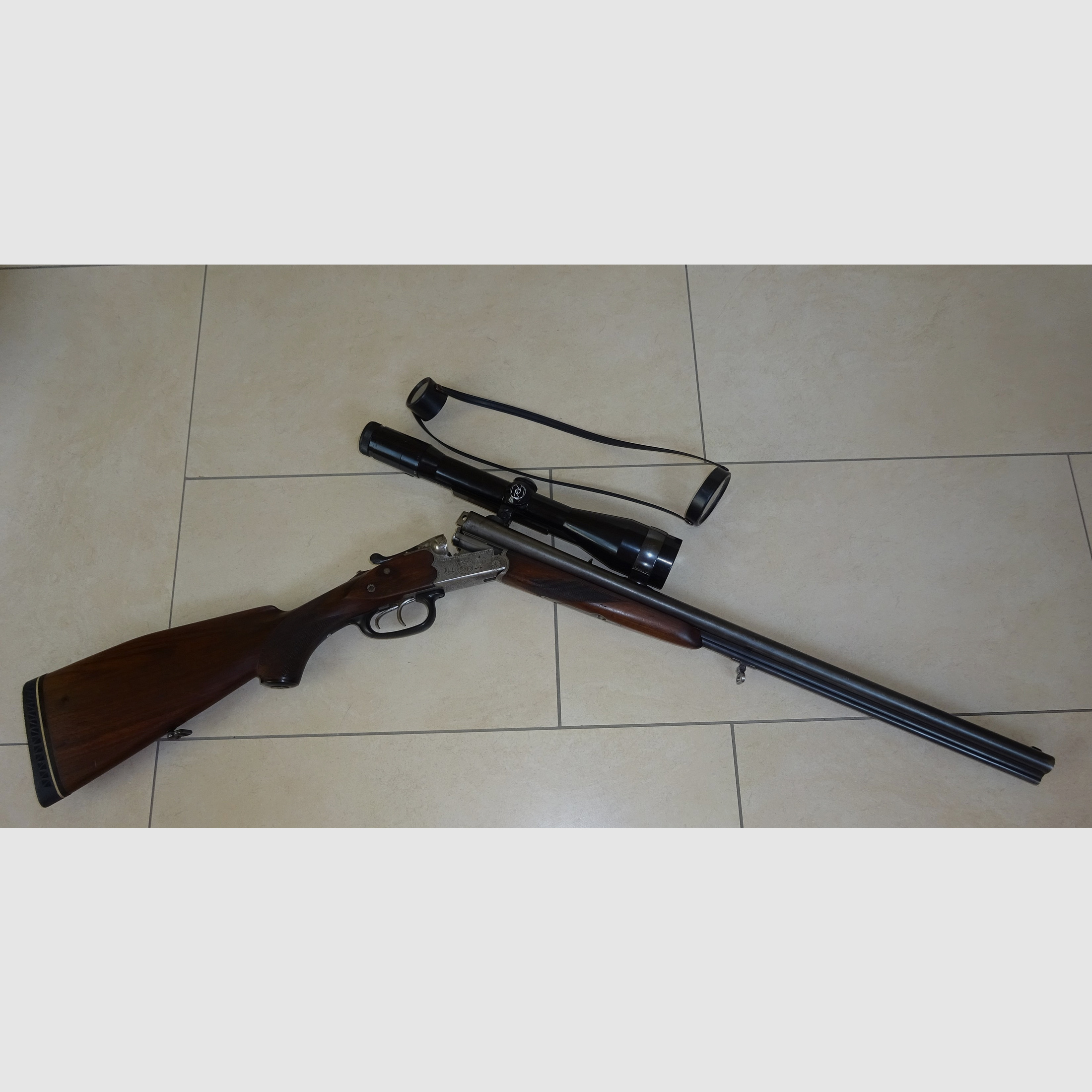 Elegante Einsteigerwaffe für Jungjäger sowie ideale Kombiwaffe für Feld/Waldreviere: Sauer & Sohn Modell 3000 Drilling Kal. 7x65R 16/70