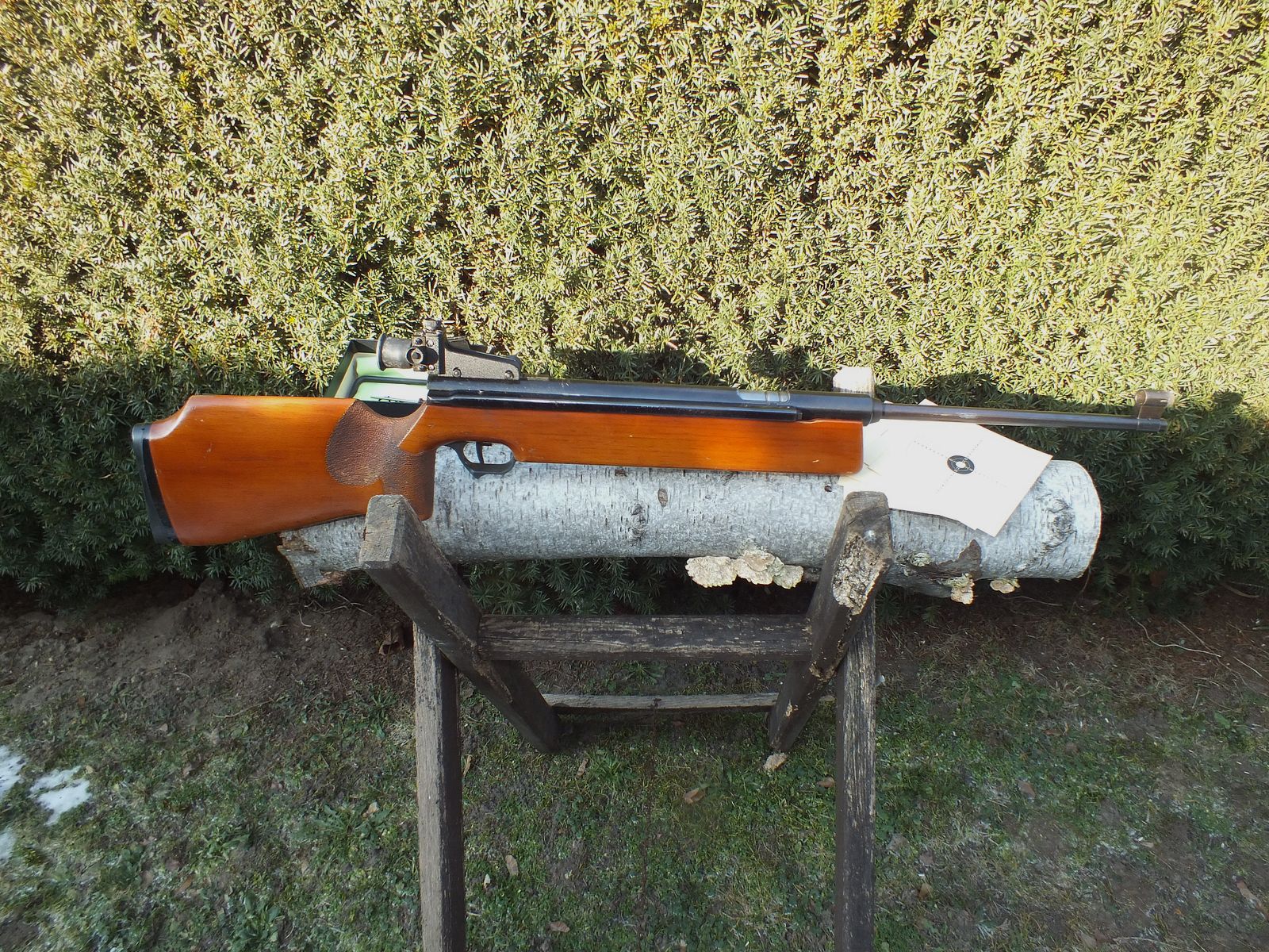 DDR-Luftdruckgewehr Haenel 312, Seitenspanner