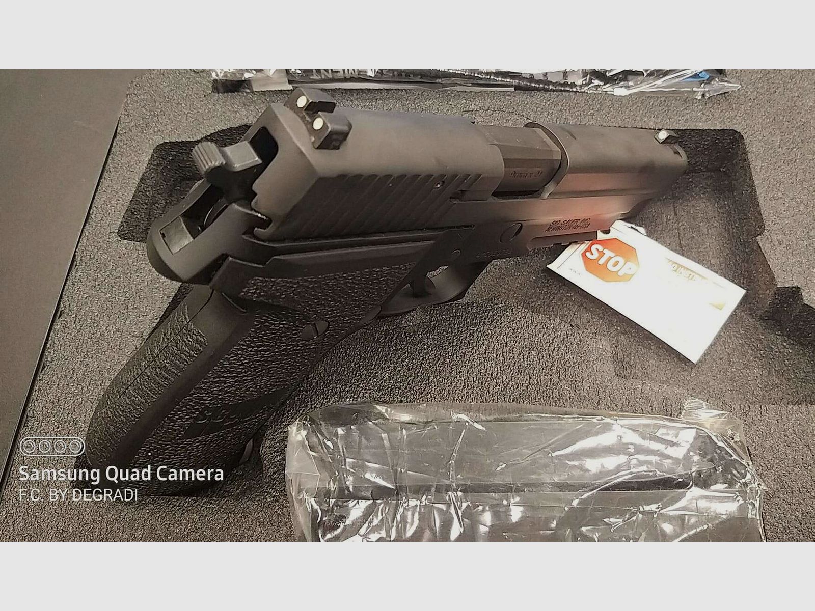 SIG SAUER P226 MK25 NAVY, image 2 sur 5