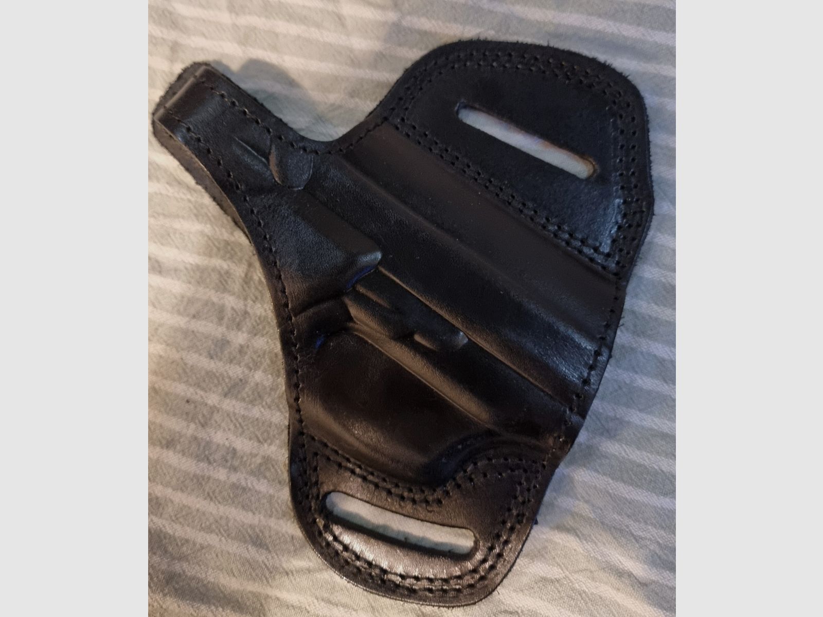 Funda de pistola de cuero, como nueva