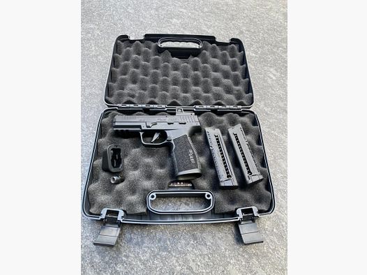 Sig Sauer 322 OR Kaliber .22lr + Romeo Zero Elite 1x30