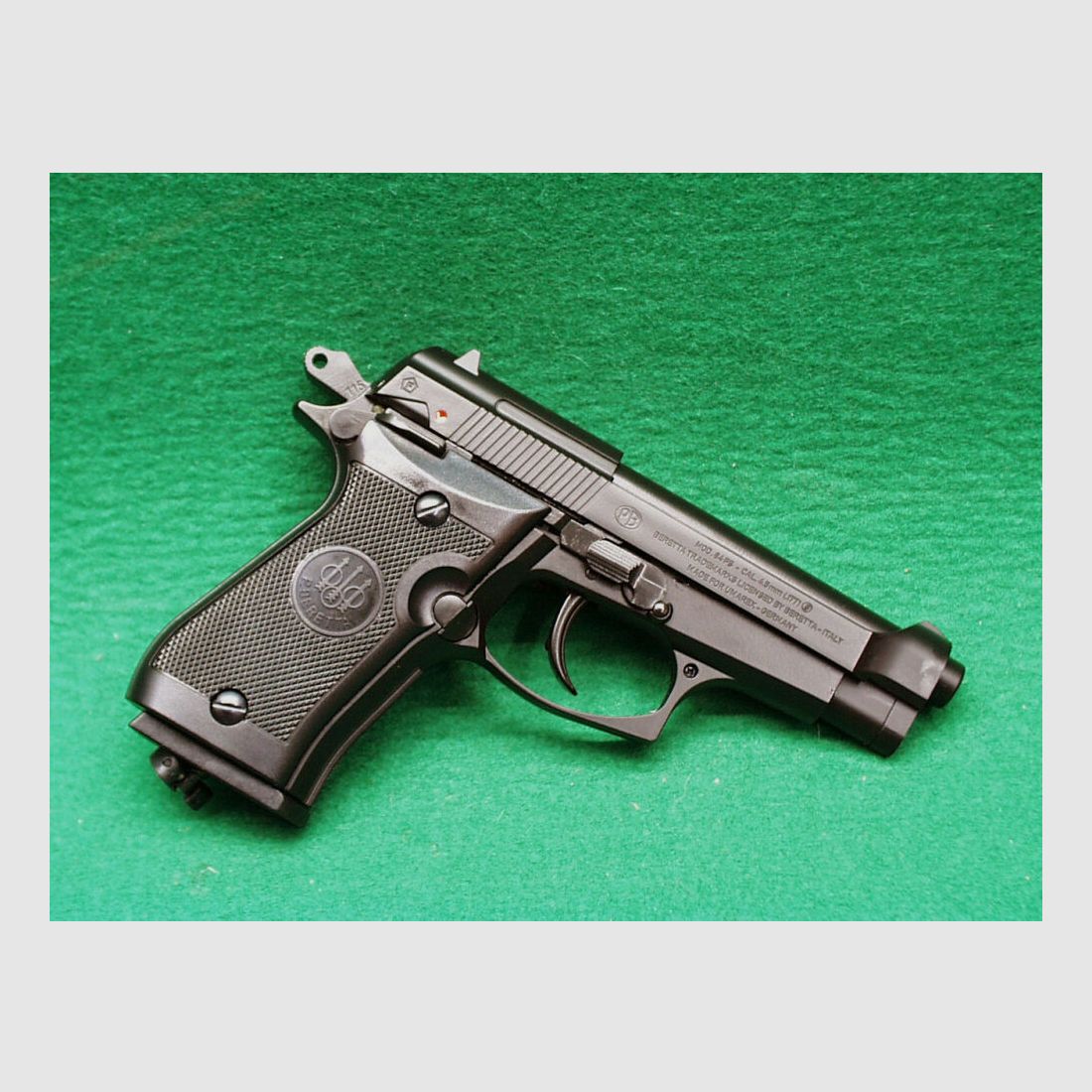 Umarex	 Beretta Mod. 84FS CO2 Pistole
