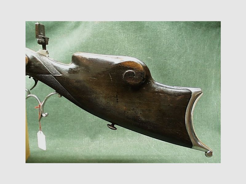 sconosciuto fucile da caccia