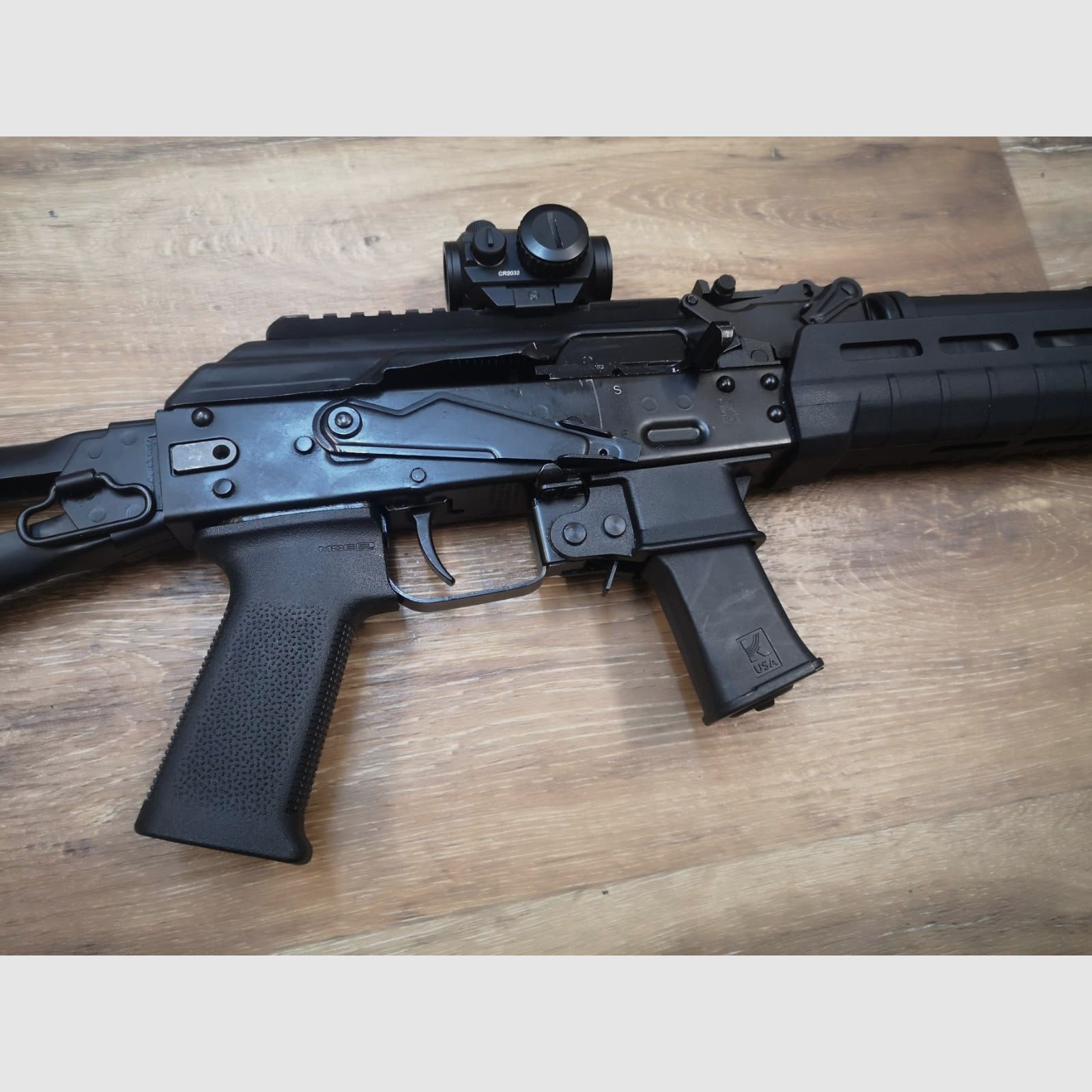 Kalaschnikov USA - KR-9 SBR Sport, carabine semi-automatique en calibre 9mm Luger, PCC, avec 6 chargeurs, mallette et certificat BKA, état d'origine - Limité