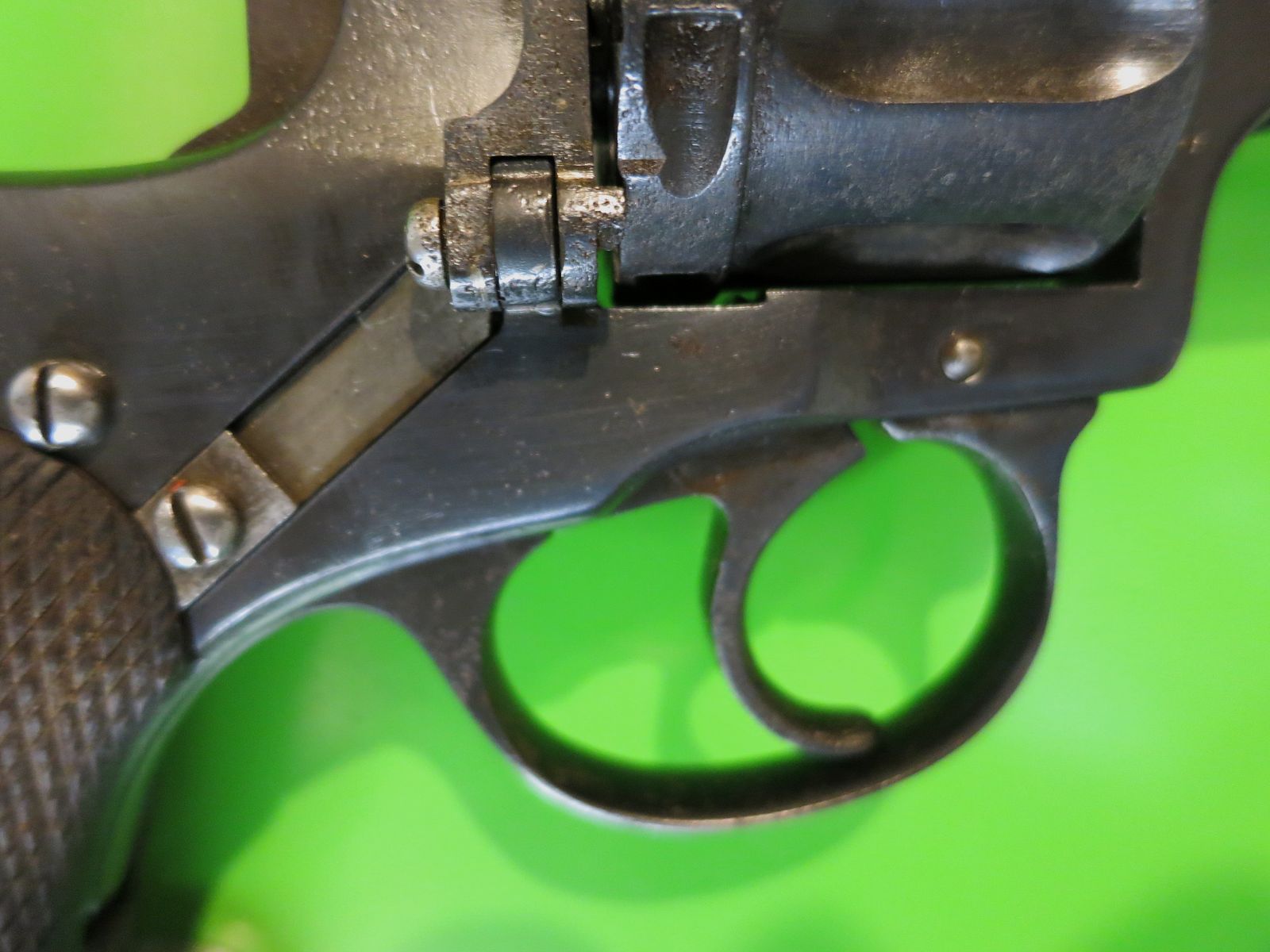 KAISERLICHER RUSSISCHER NAGANT-REVOLVER 1. WK, 1915, DOUBLE-ACTION-OFFIZIERSMODELL    #93-