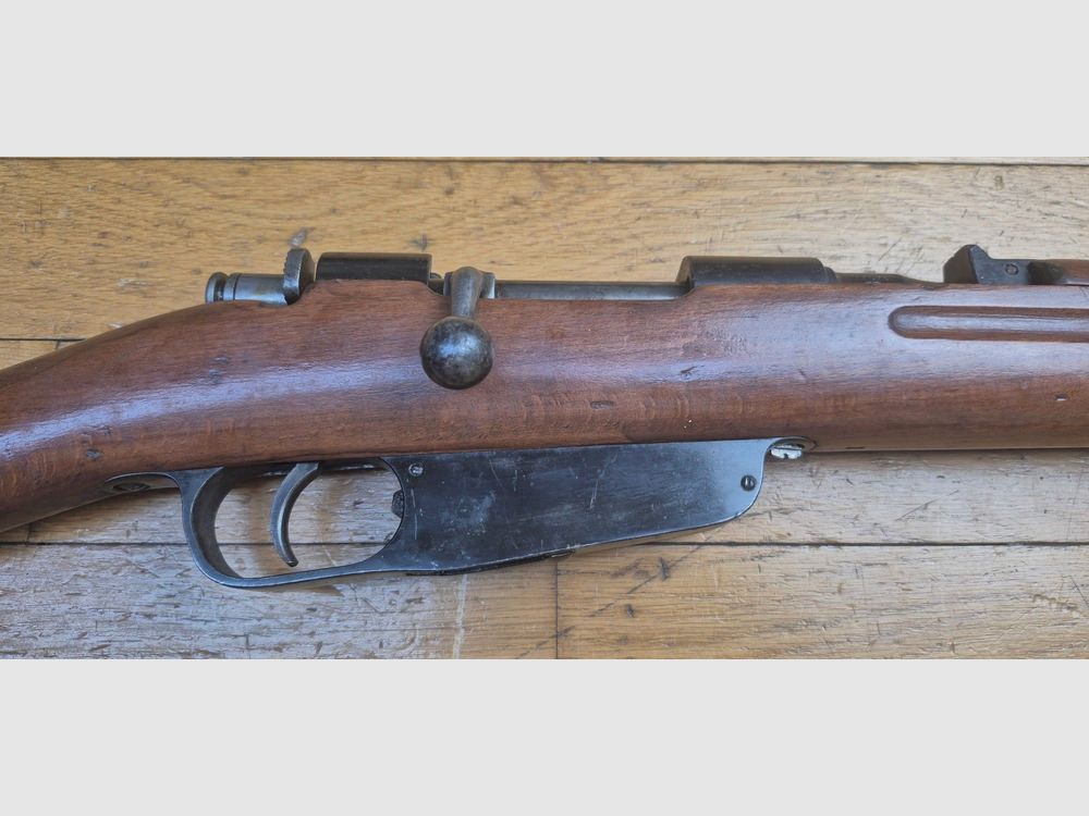 Sehr schöner Karabiner Truppe Speciale Carcano Modell 1938 (91/38 TS) – Arsenal von Terni – Kal. 6,5×52 – Monomatrikulation – Sehr schönes Holz – Ausgezeichneter mechanischer Zustand – Schöner Lauf mit klaren Zügen bis zur Mündung – Waffe von 1940 – TBE++/TBE+++, Bild 4 von 34