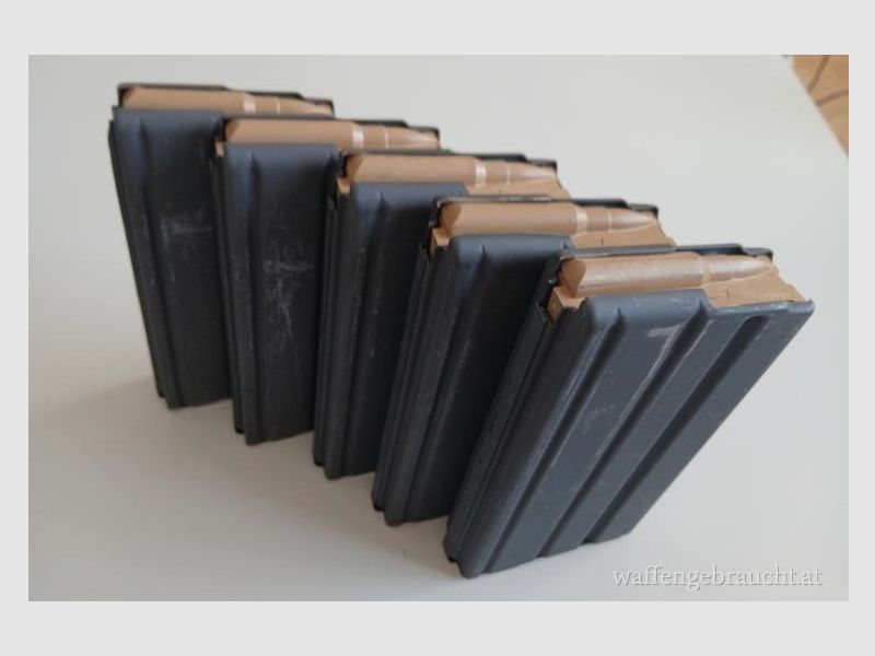 AR10 Magazinen    Je €10   Neuwertig