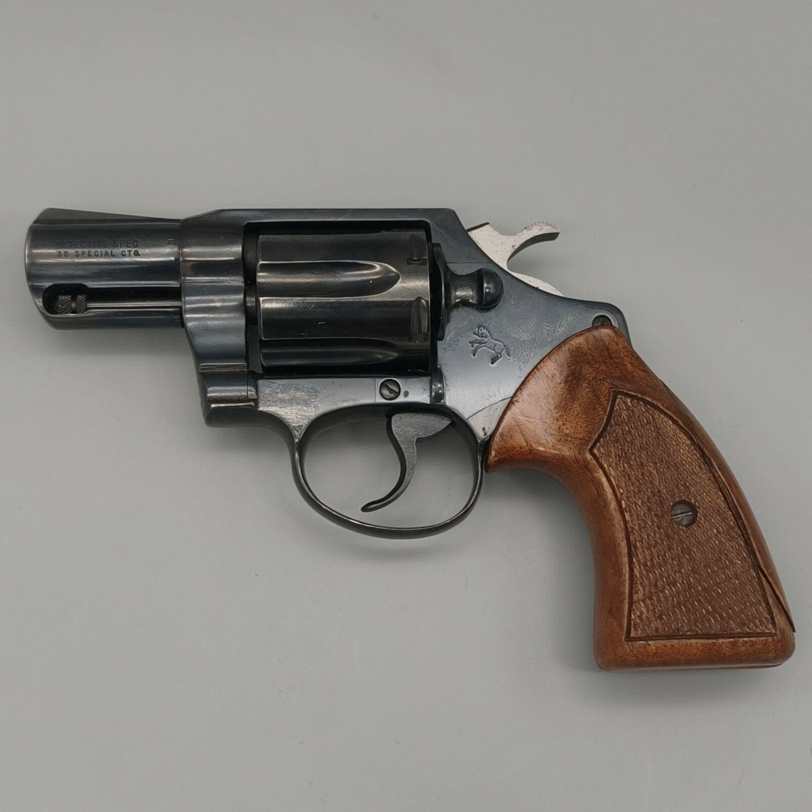 Colt Detective Special 2" .38 Special Wooden Grips .38Special