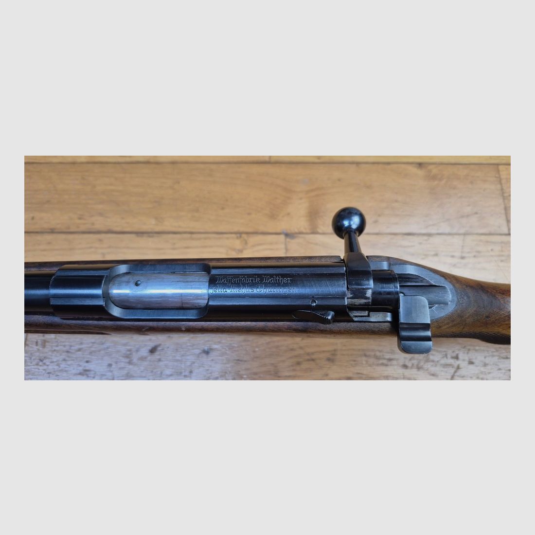 Muy hermosa carabina de entrenamiento Walther Sport Modelo V – Período III Reich – Armas de antes de la guerra 1937/1938 – Probablemente menos de 38,000 ejemplares producidos – Madera en TBE++ – Excelente mecánica – Cañón magnífico con estrías muy bonitas – TBE++, imagen 21 de 36