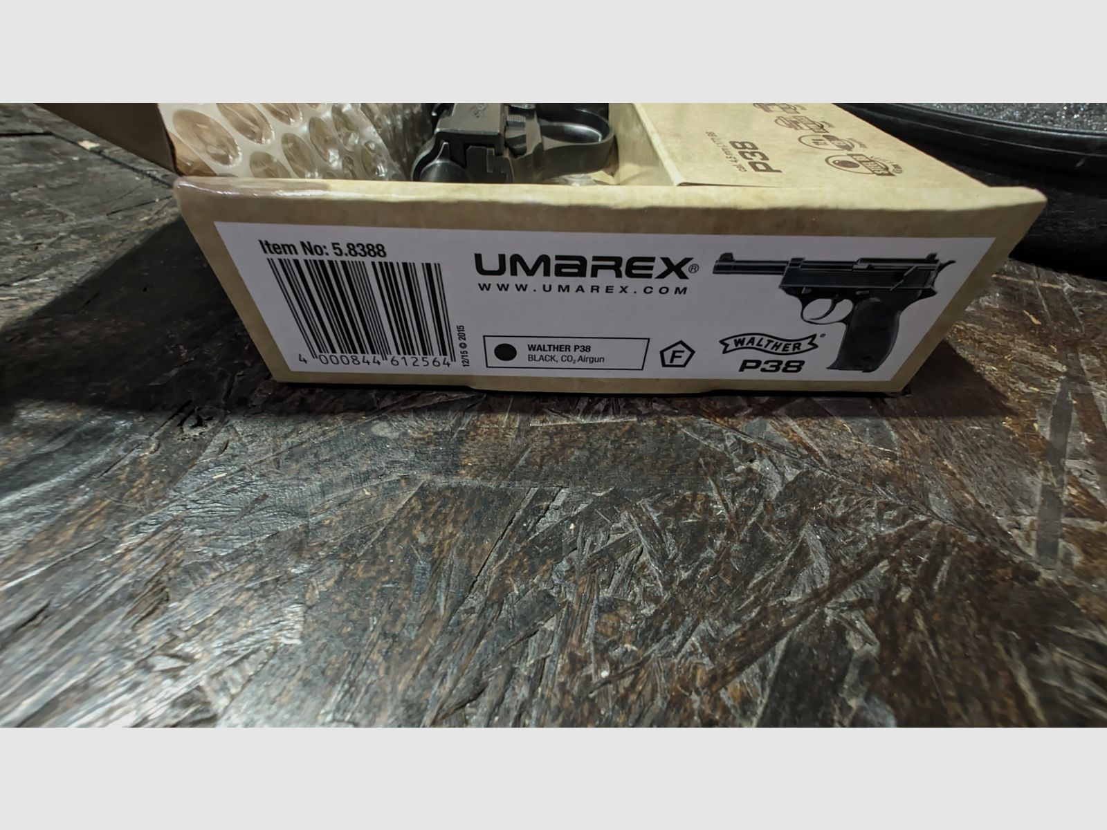 Umarex Legends Walther P38 4,5 mm (.177) BB, CO₂, < 3,0 J nowy, zdjęcie 4 z 5