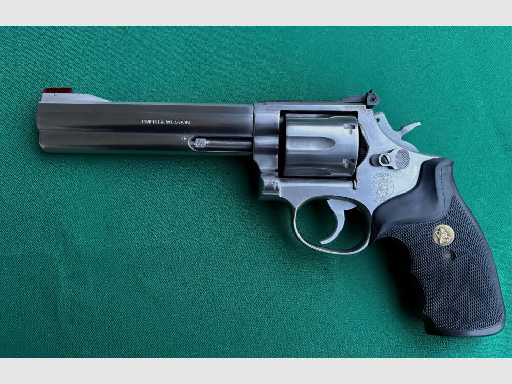 Smith & Wesson 686