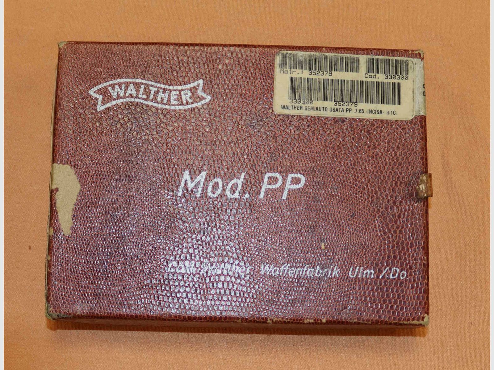 Pistolet Walther PP Grawerowany Kaliber 7.65, zdjęcie 10 z 10