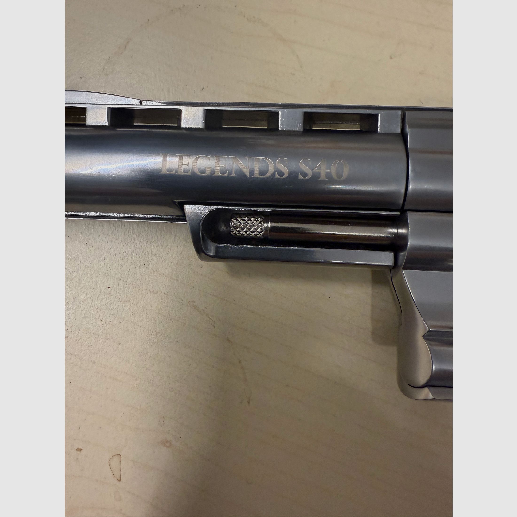 Legenden S40