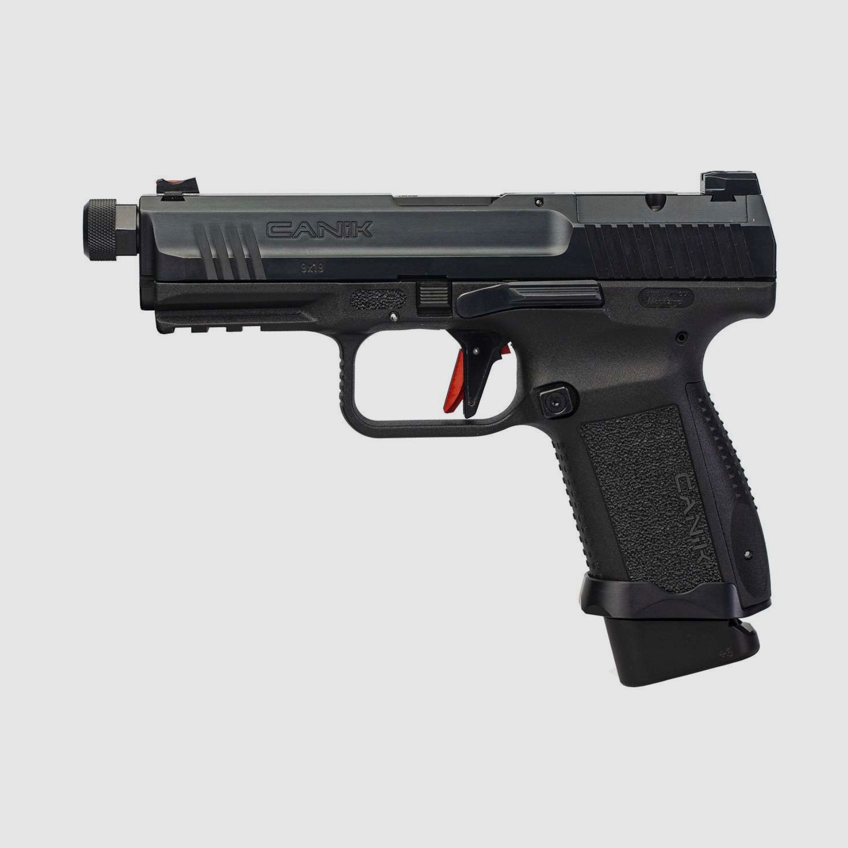 Pistola Canik TP9 Elite Combat nera 9x19 inclusa di accessori