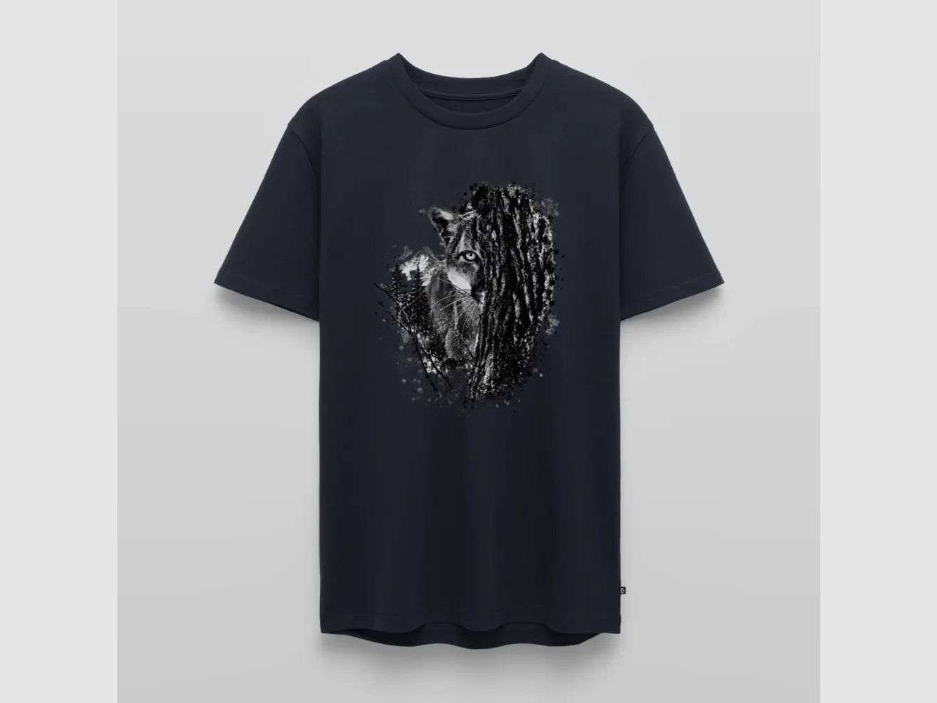 PUMA Men´s Premium T-Shirt „Lauernder Puma"