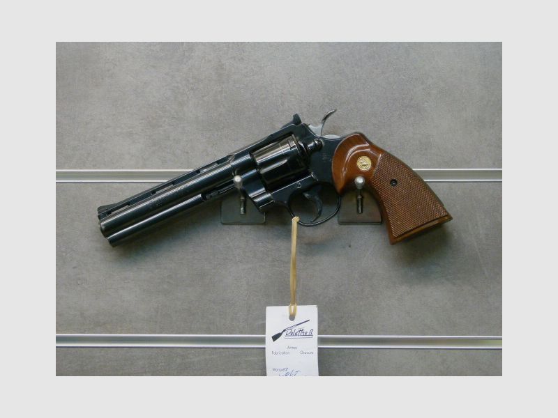 Revolver Colt