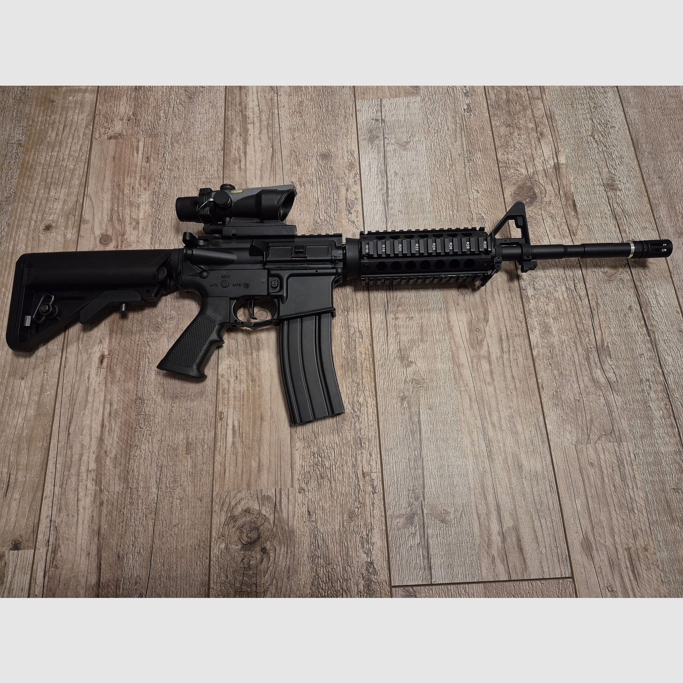 Kompletny zestaw APS ASR404 M4 Carbine + akcesoria