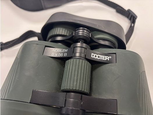 Binocolo Docter Nobilem 8x56B
