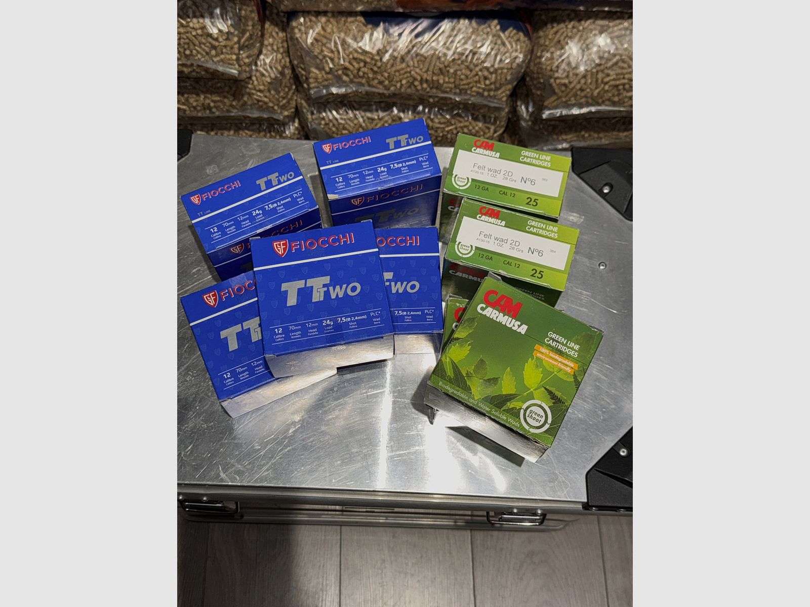 Kaliber 12, diverse, original verpackt
